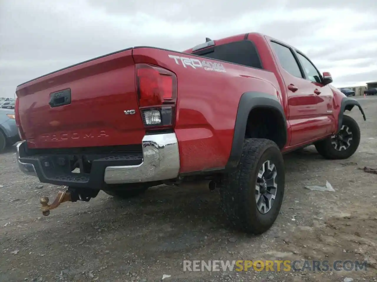 4 Photograph of a damaged car 3TMCZ5AN7KM249745 TOYOTA TACOMA 2019