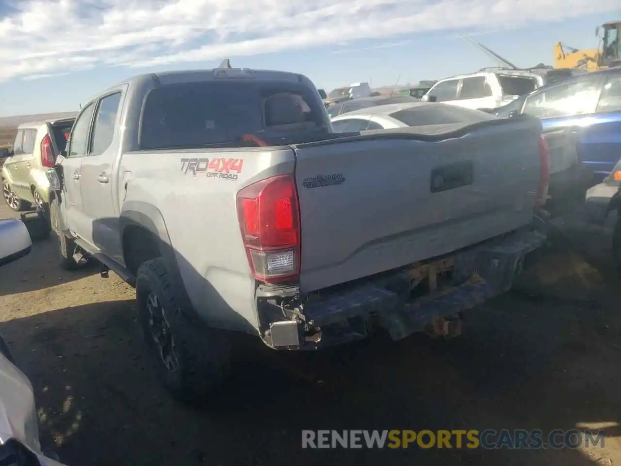 3 Photograph of a damaged car 3TMCZ5AN7KM250457 TOYOTA TACOMA 2019