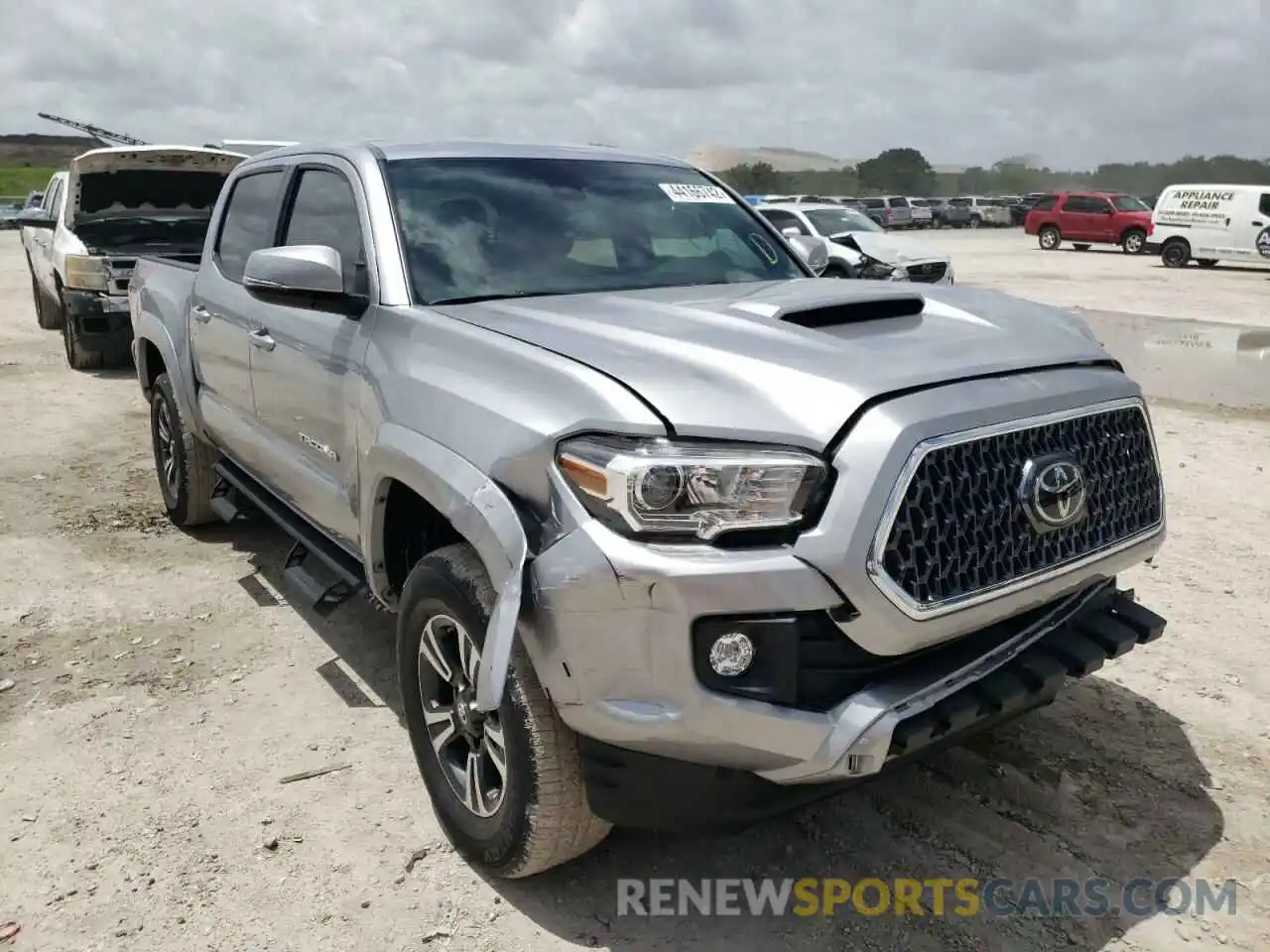 1 Photograph of a damaged car 3TMCZ5AN7KM251673 TOYOTA TACOMA 2019