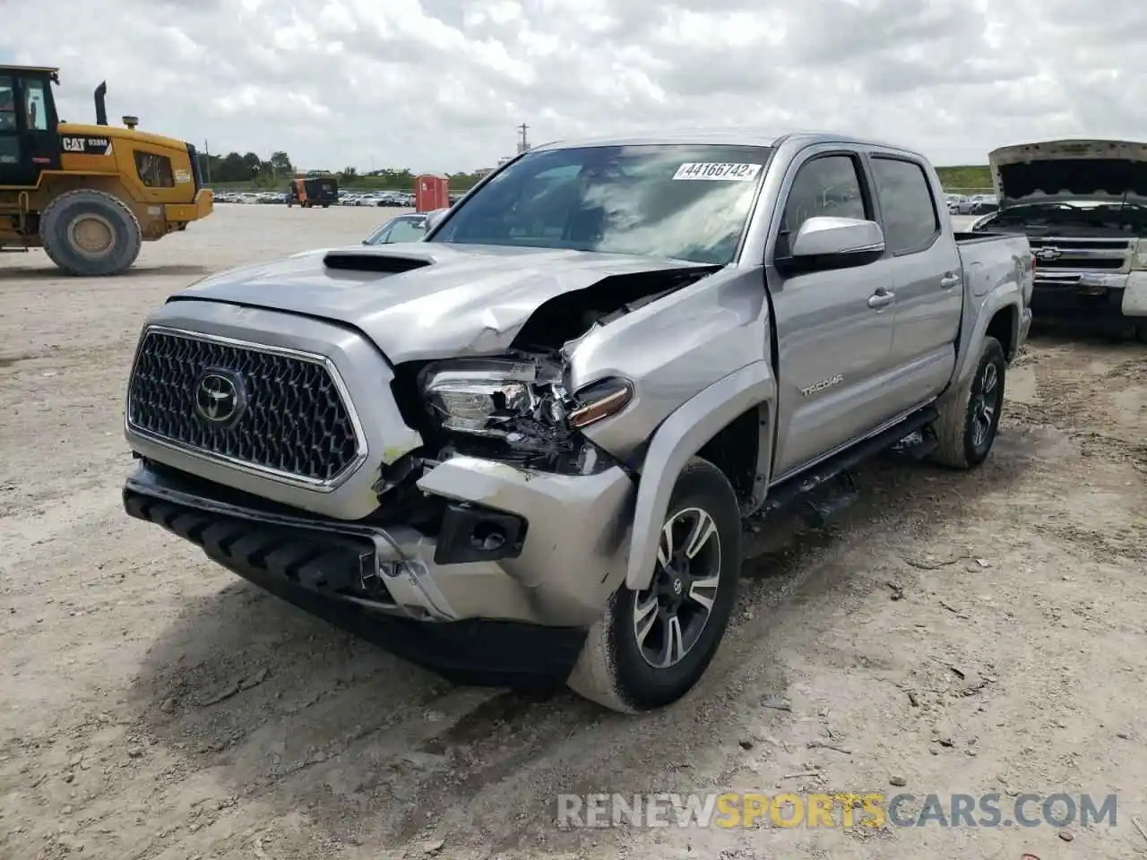 2 Photograph of a damaged car 3TMCZ5AN7KM251673 TOYOTA TACOMA 2019