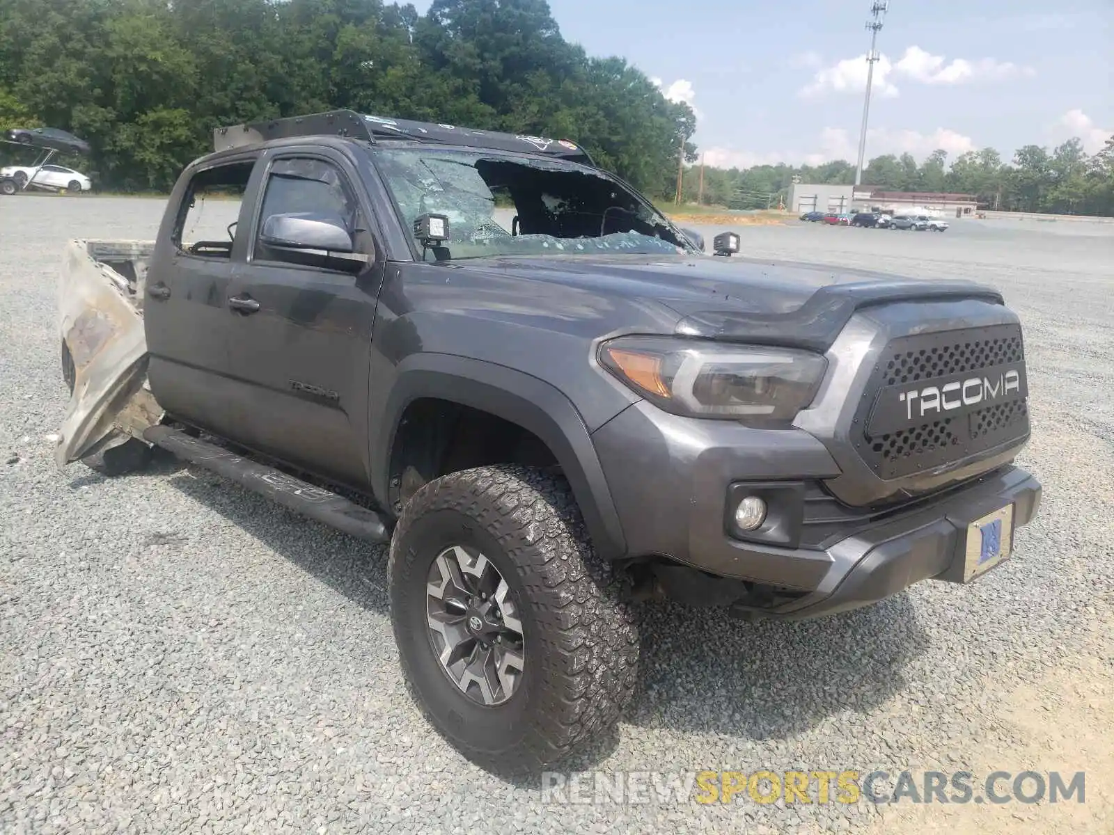 1 Photograph of a damaged car 3TMCZ5AN7KM257120 TOYOTA TACOMA 2019