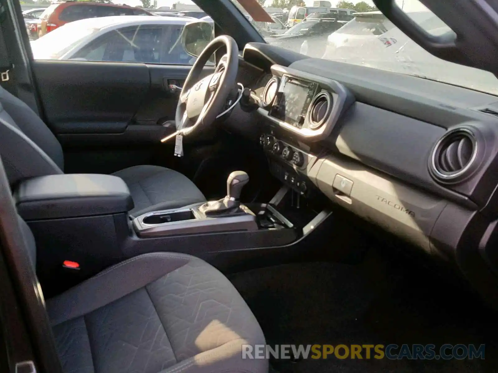 5 Photograph of a damaged car 3TMCZ5AN7KM257358 TOYOTA TACOMA 2019