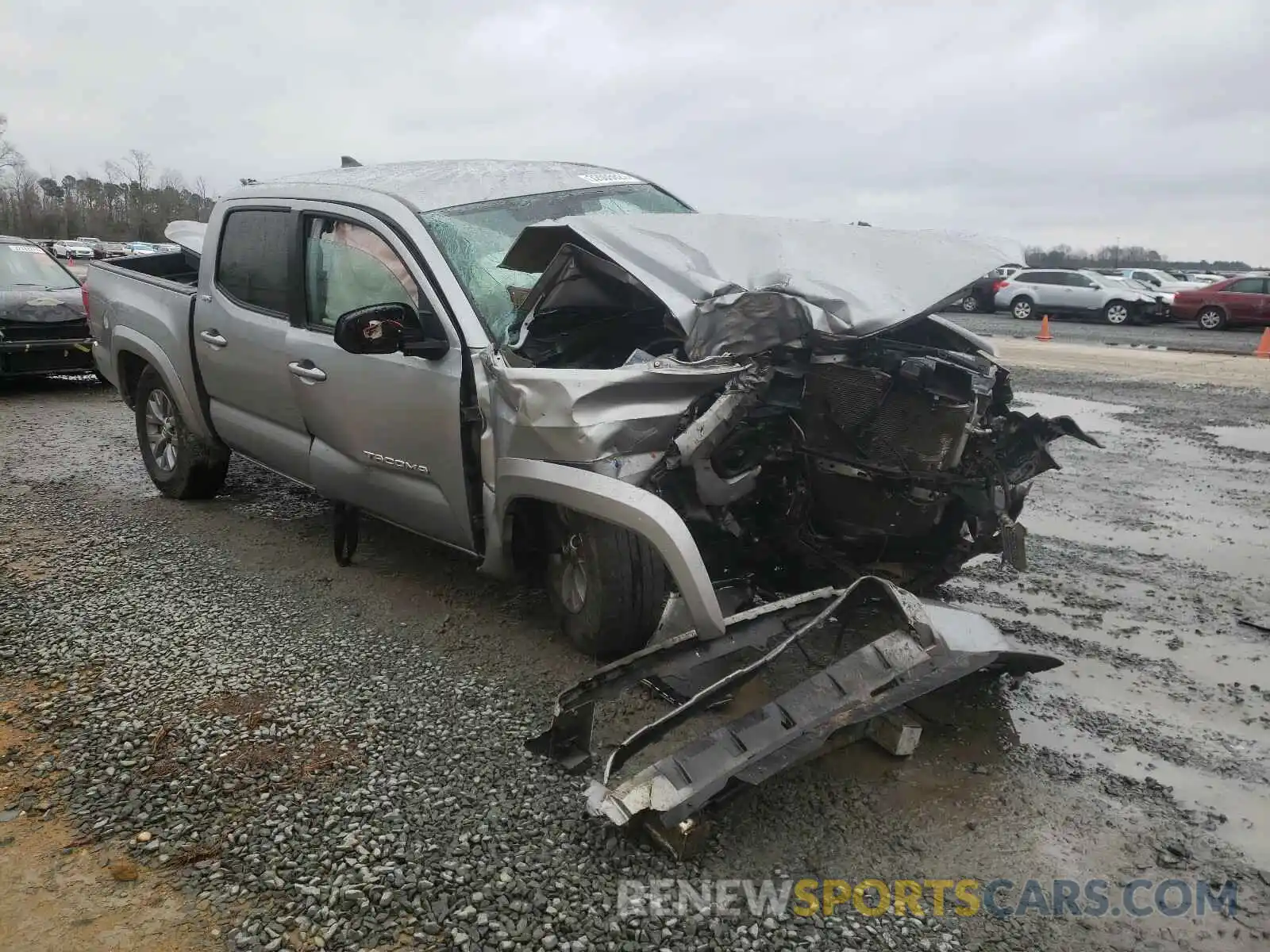 1 Photograph of a damaged car 3TMCZ5AN7KM260406 TOYOTA TACOMA 2019