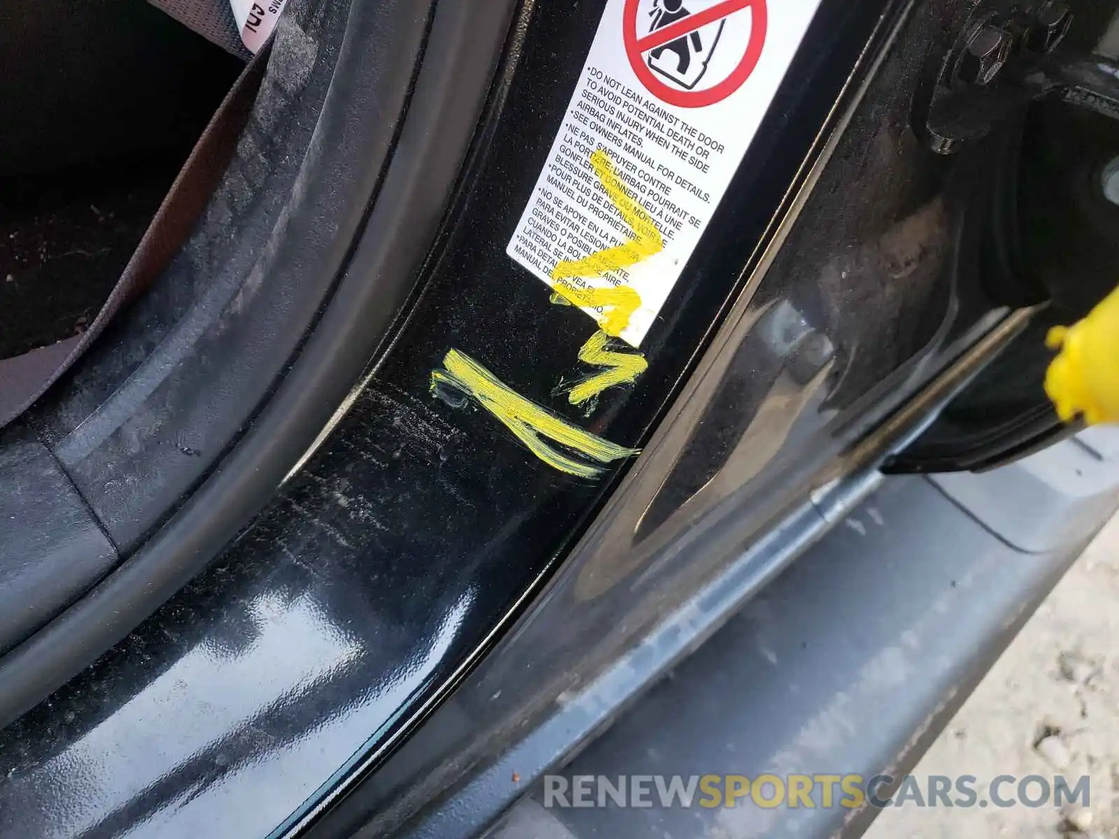 9 Photograph of a damaged car 3TMCZ5AN7KM263225 TOYOTA TACOMA 2019