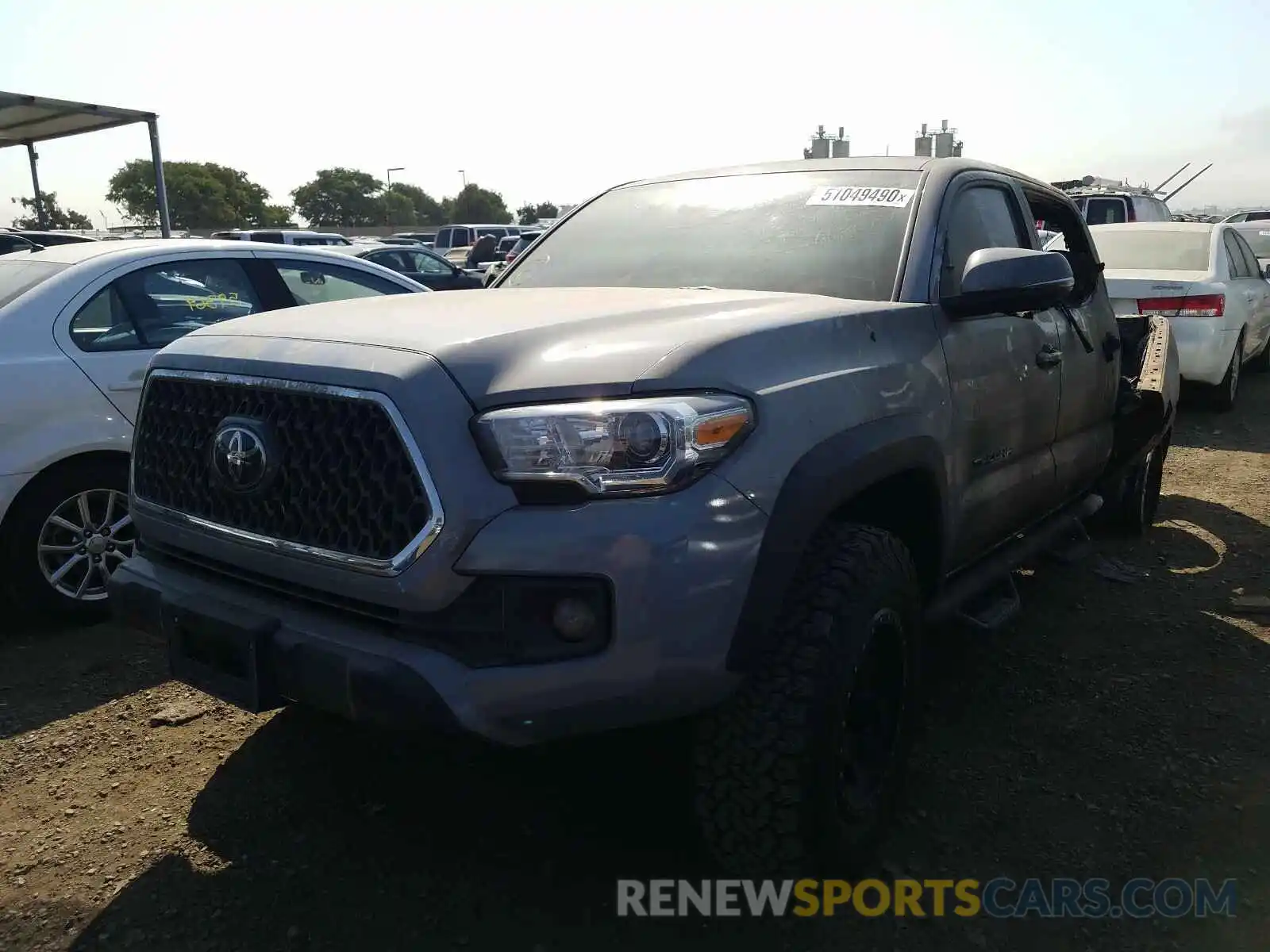 2 Photograph of a damaged car 3TMCZ5AN7KM265198 TOYOTA TACOMA 2019