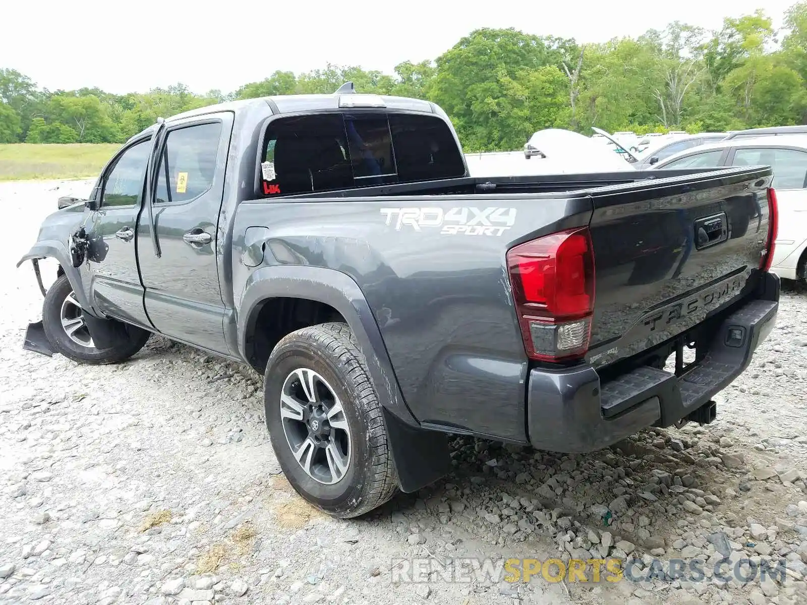 3 Photograph of a damaged car 3TMCZ5AN7KM267971 TOYOTA TACOMA 2019