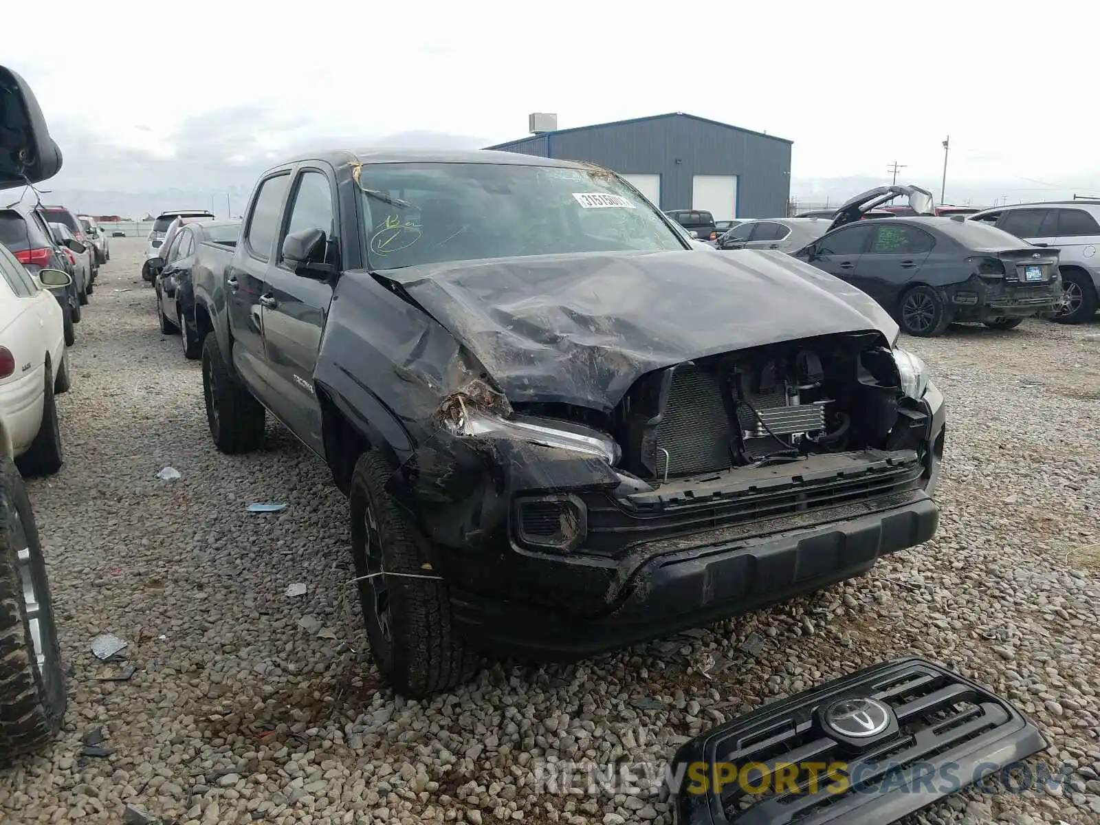 1 Photograph of a damaged car 3TMCZ5AN7KM273348 TOYOTA TACOMA 2019