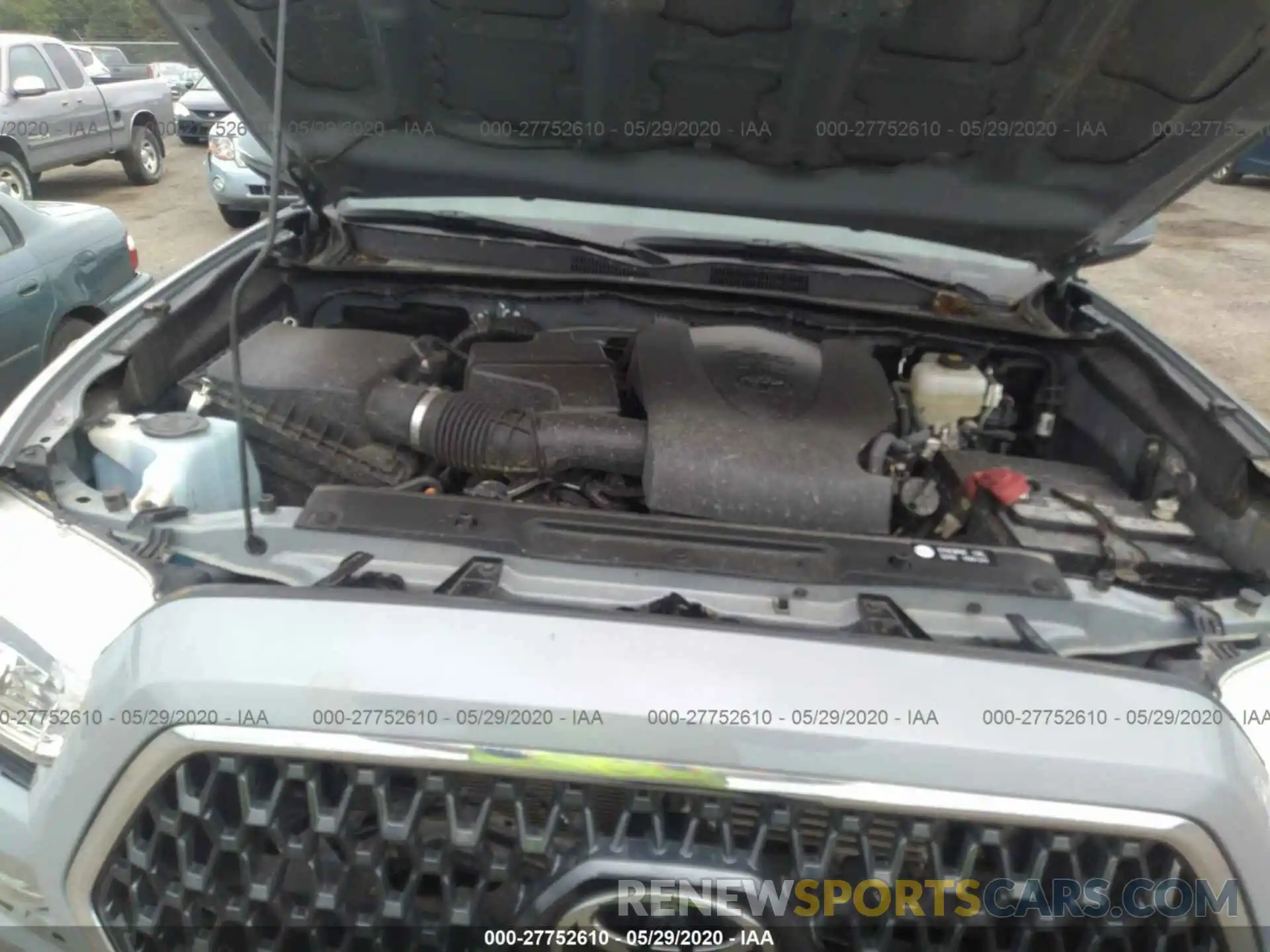 10 Photograph of a damaged car 3TMCZ5AN7KM274306 TOYOTA TACOMA 2019