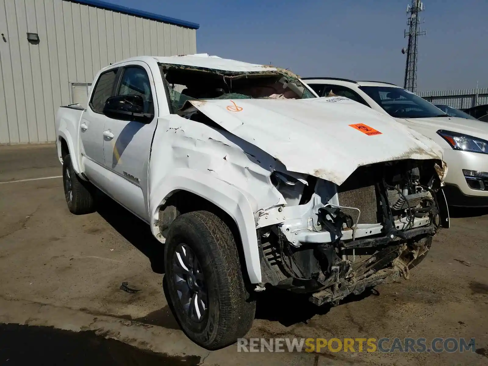 1 Photograph of a damaged car 3TMCZ5AN7KM274502 TOYOTA TACOMA 2019