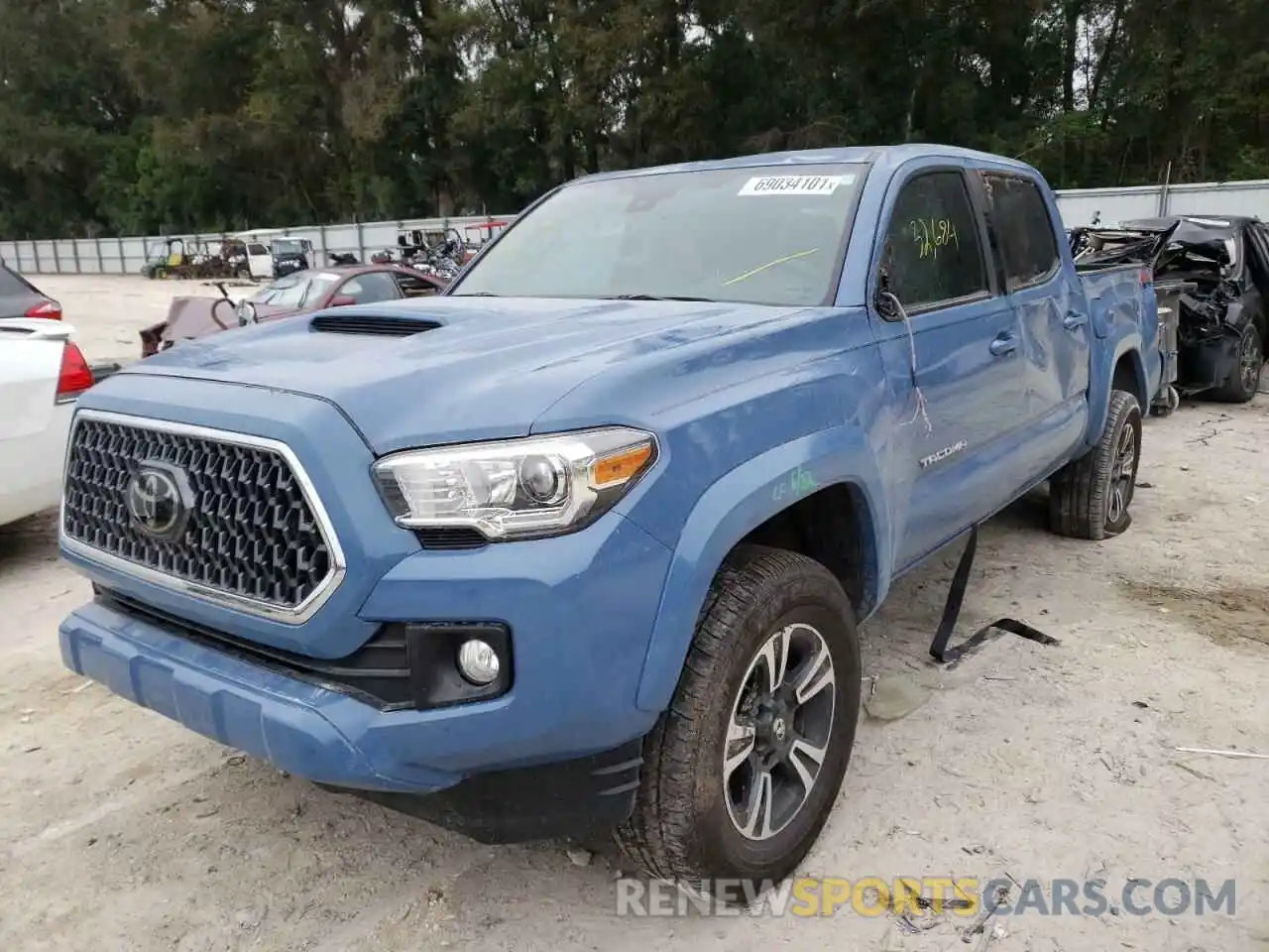 2 Фотография поврежденного автомобиля 3TMCZ5AN7KM278775 TOYOTA TACOMA 2019