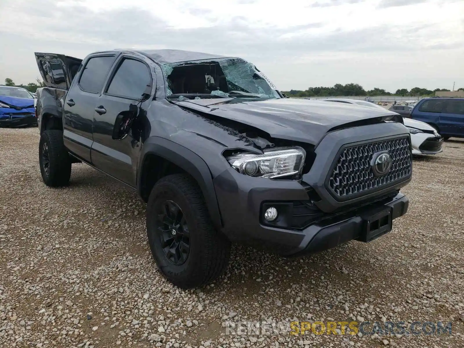 1 Photograph of a damaged car 3TMCZ5AN7KM279909 TOYOTA TACOMA 2019