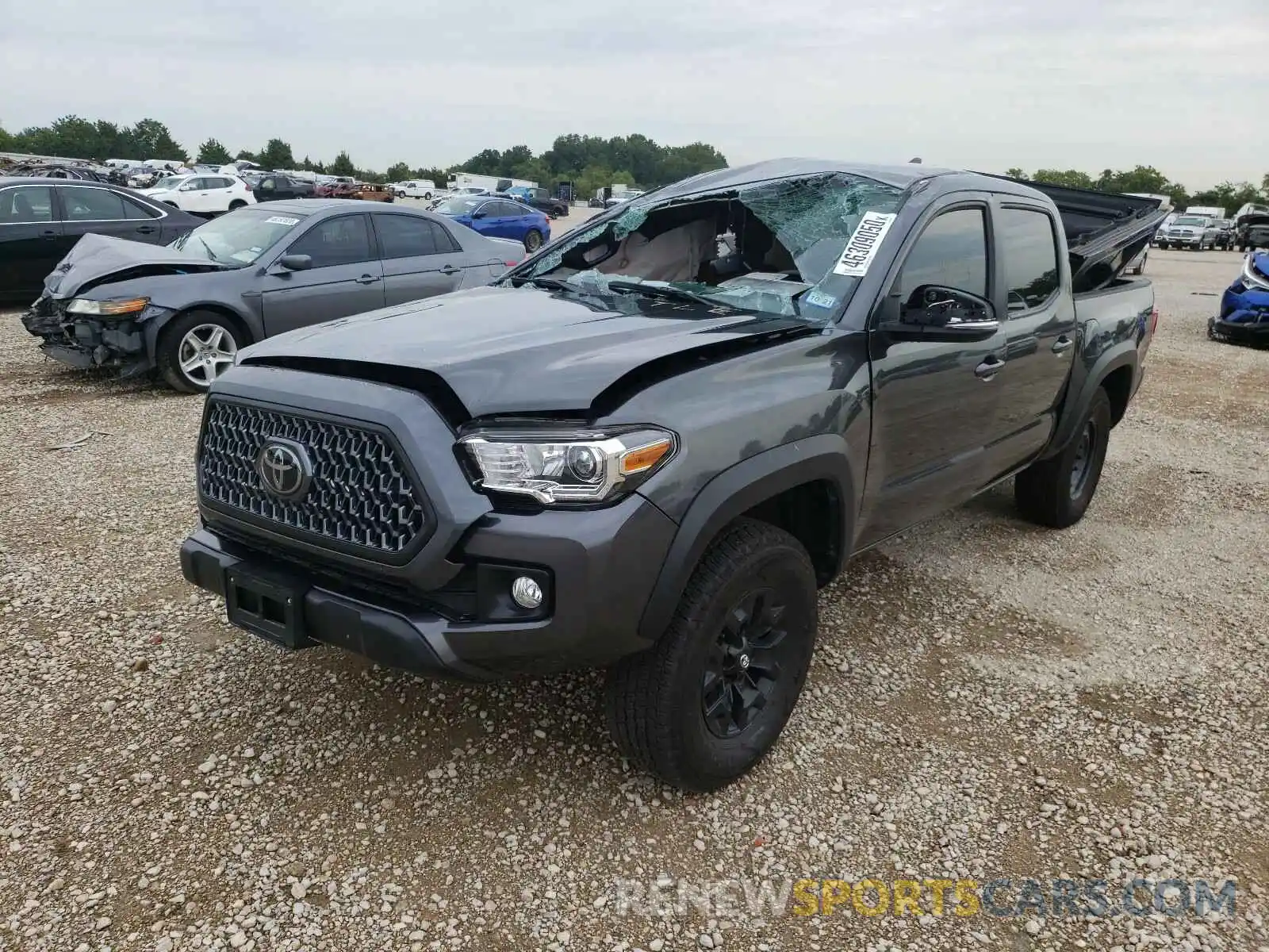 2 Фотография поврежденного автомобиля 3TMCZ5AN7KM279909 TOYOTA TACOMA 2019