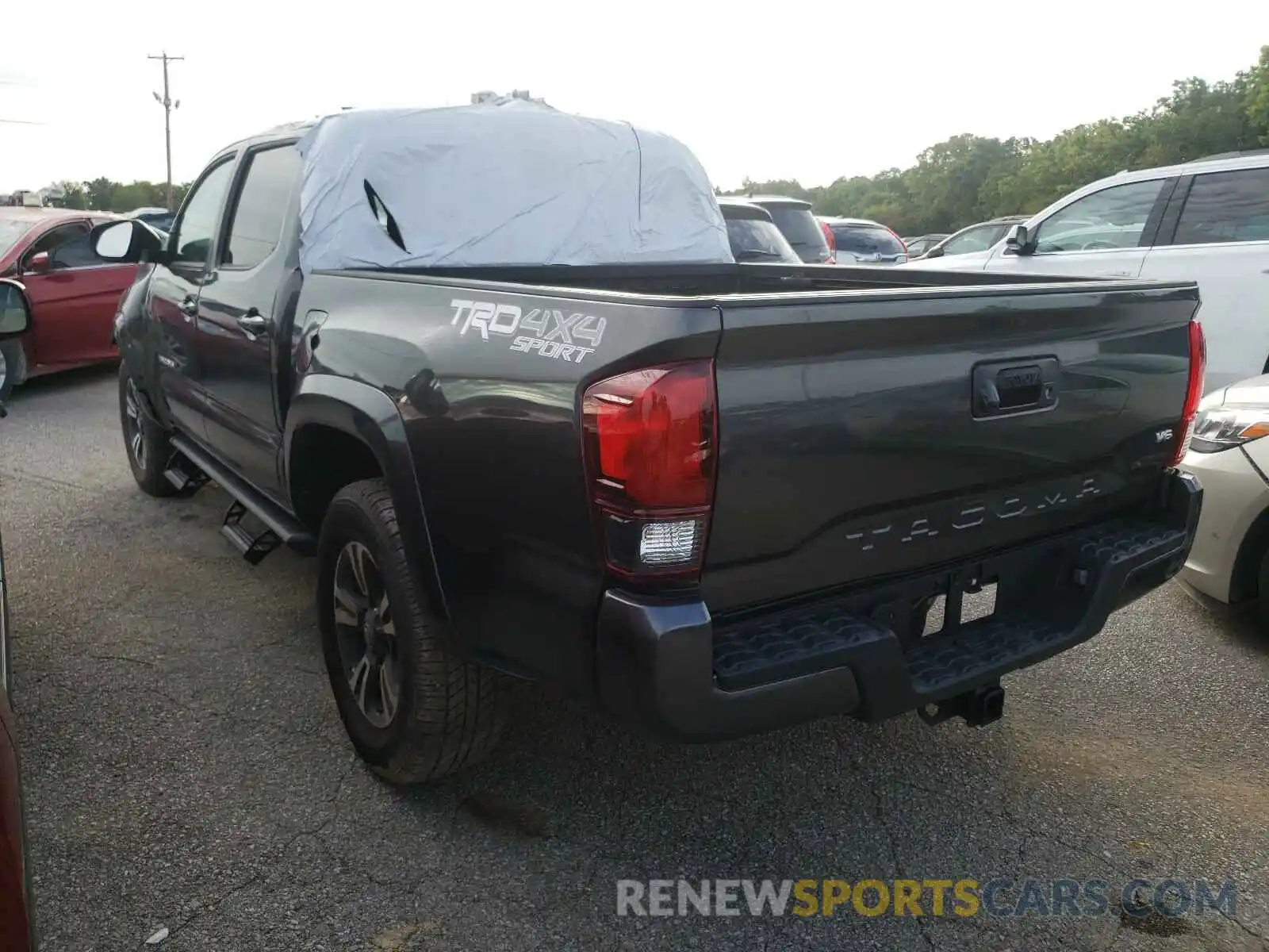 3 Photograph of a damaged car 3TMCZ5AN7KM279926 TOYOTA TACOMA 2019