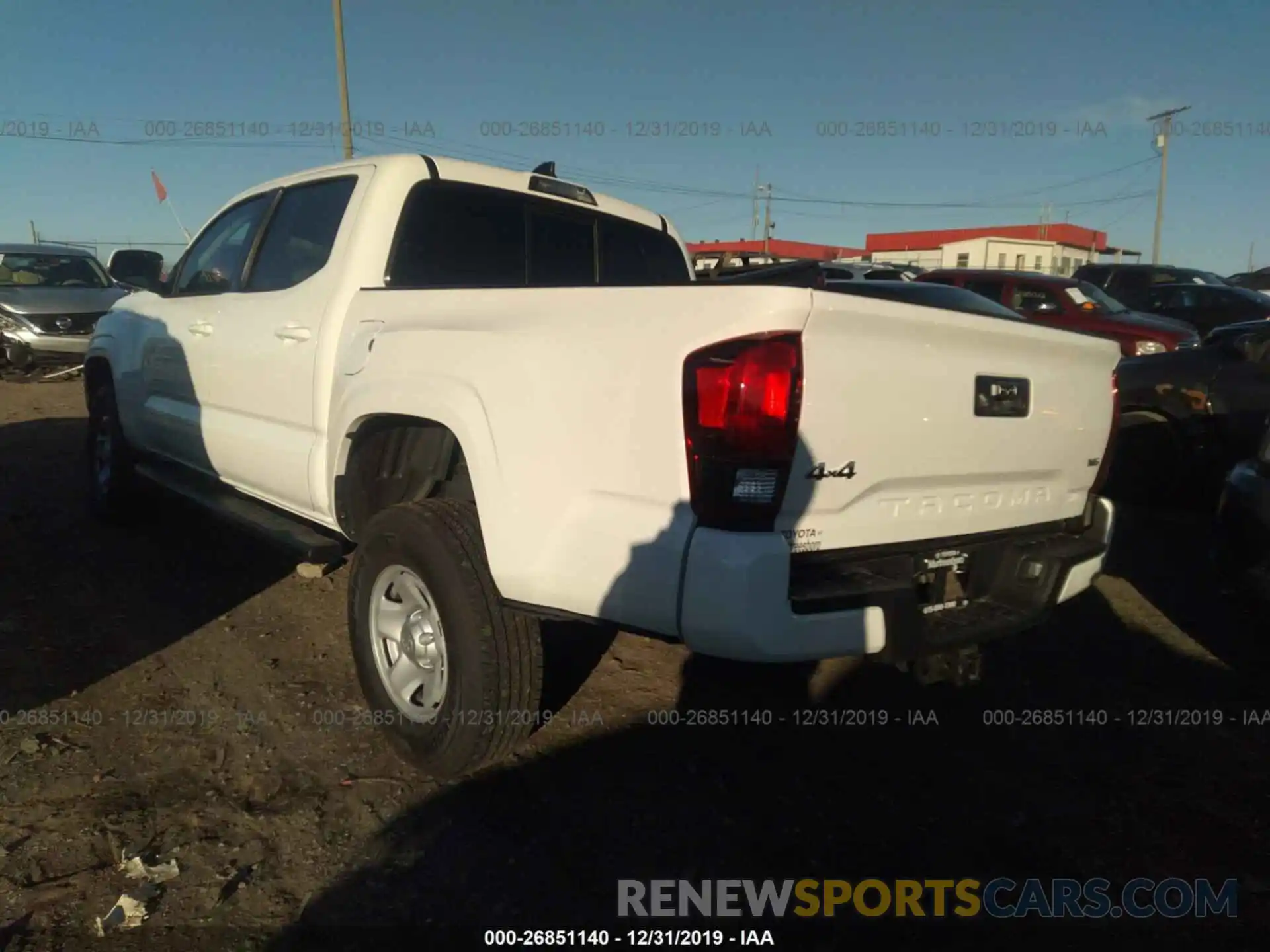 3 Фотография поврежденного автомобиля 3TMCZ5AN7KM281790 TOYOTA TACOMA 2019