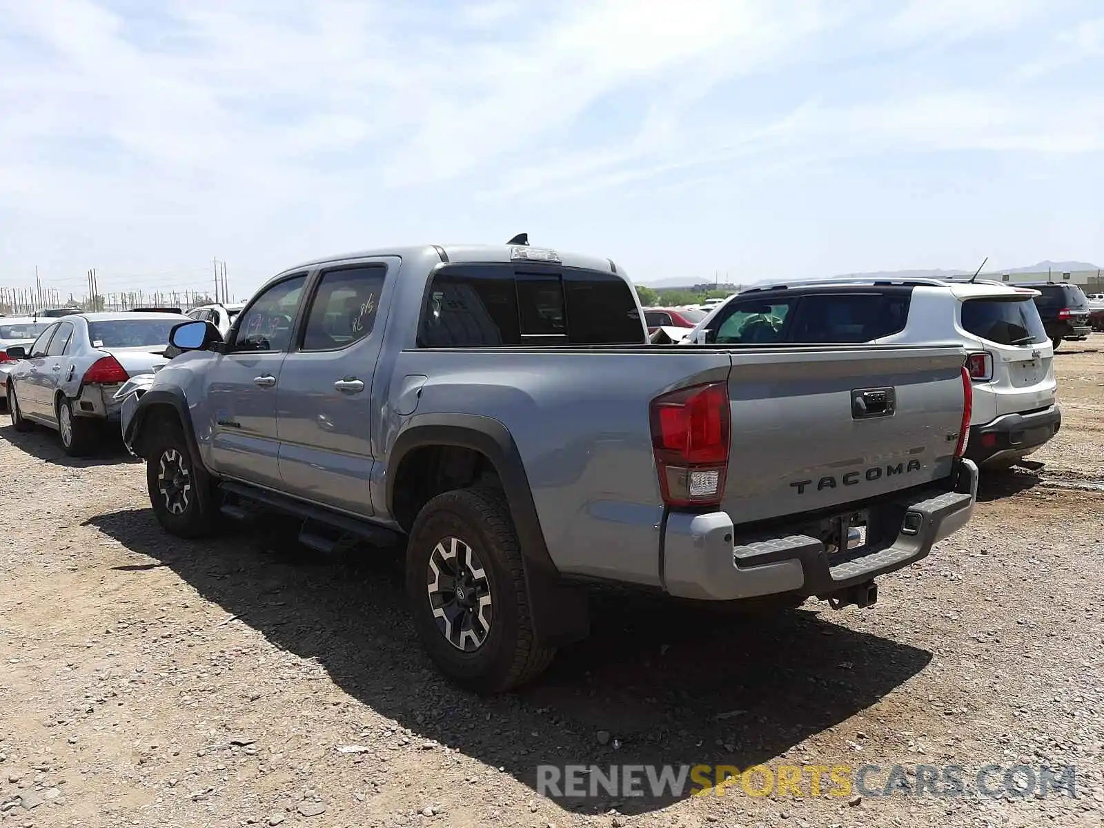 3 Photograph of a damaged car 3TMCZ5AN7KM282552 TOYOTA TACOMA 2019