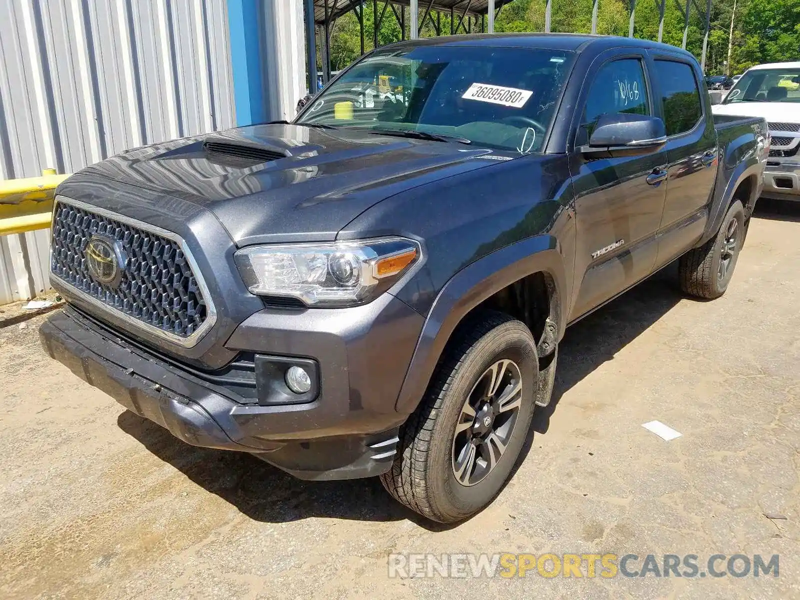 2 Фотография поврежденного автомобиля 3TMCZ5AN7KM285581 TOYOTA TACOMA 2019