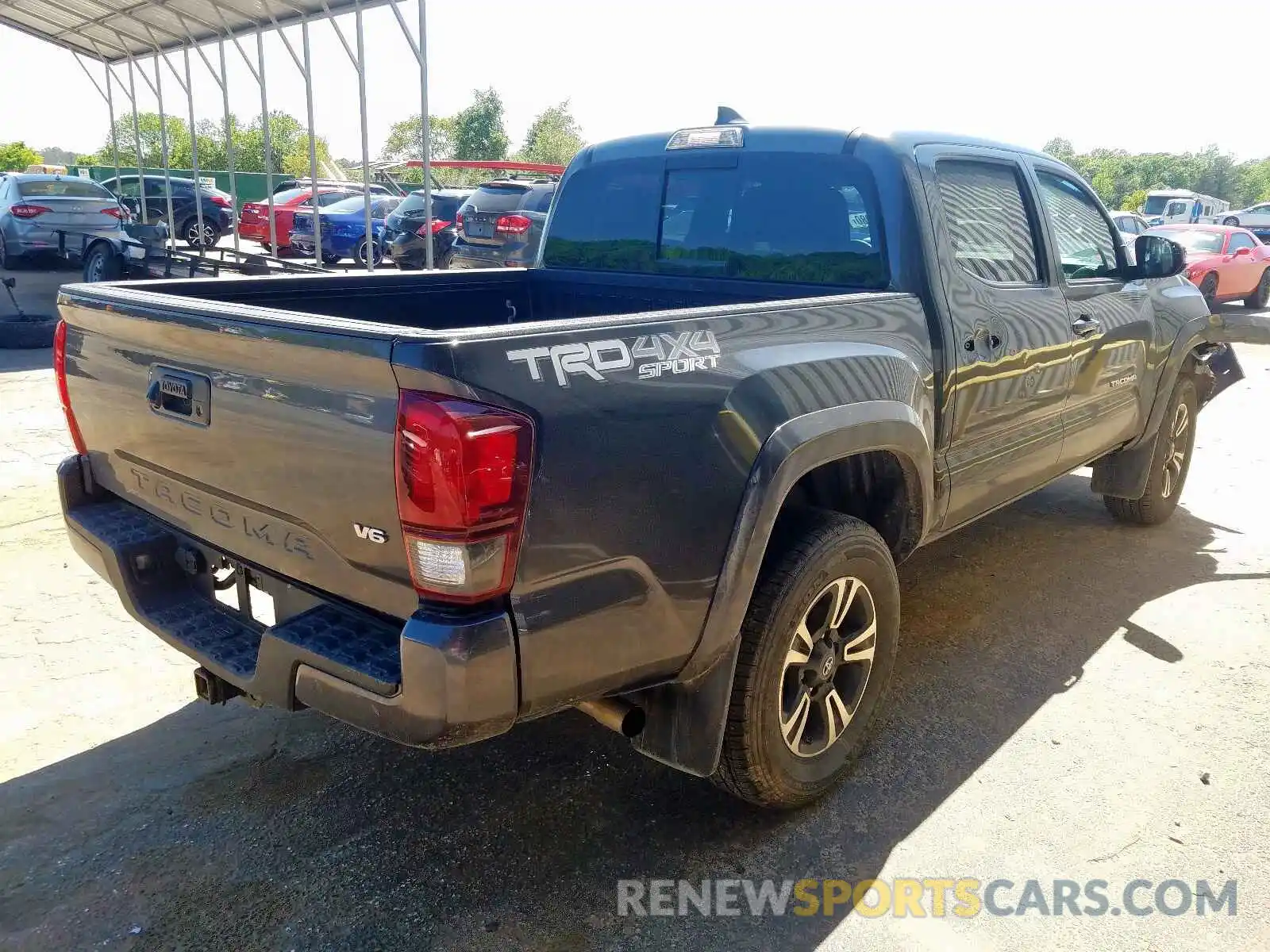 4 Photograph of a damaged car 3TMCZ5AN7KM285581 TOYOTA TACOMA 2019