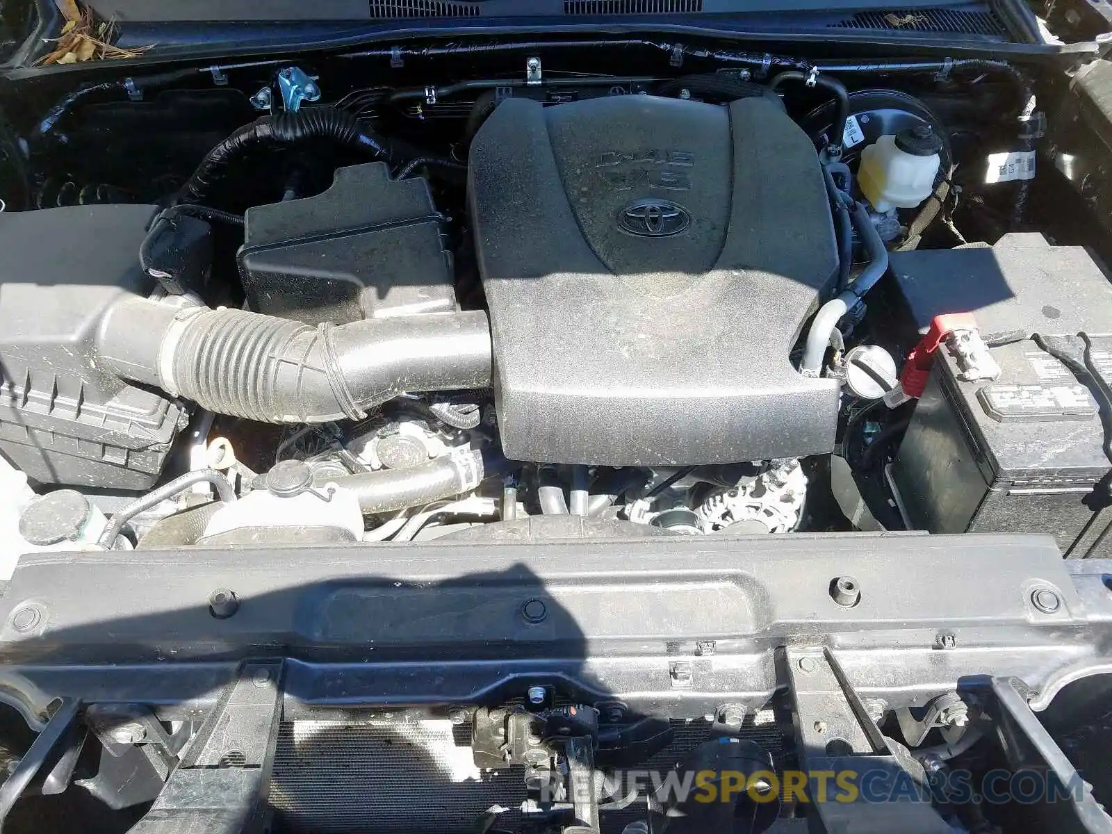 7 Photograph of a damaged car 3TMCZ5AN7KM285581 TOYOTA TACOMA 2019