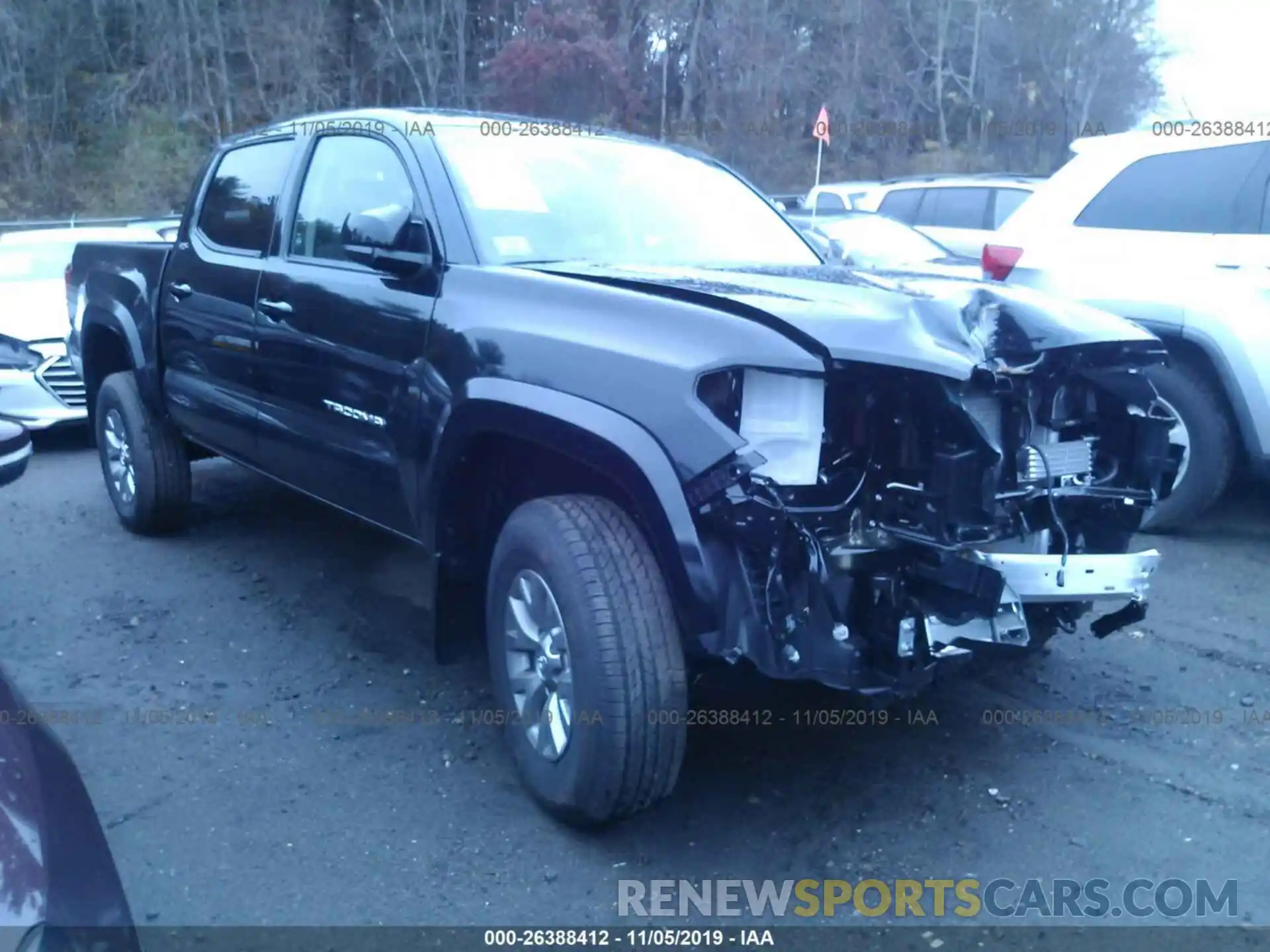 1 Photograph of a damaged car 3TMCZ5AN7KM286651 TOYOTA TACOMA 2019