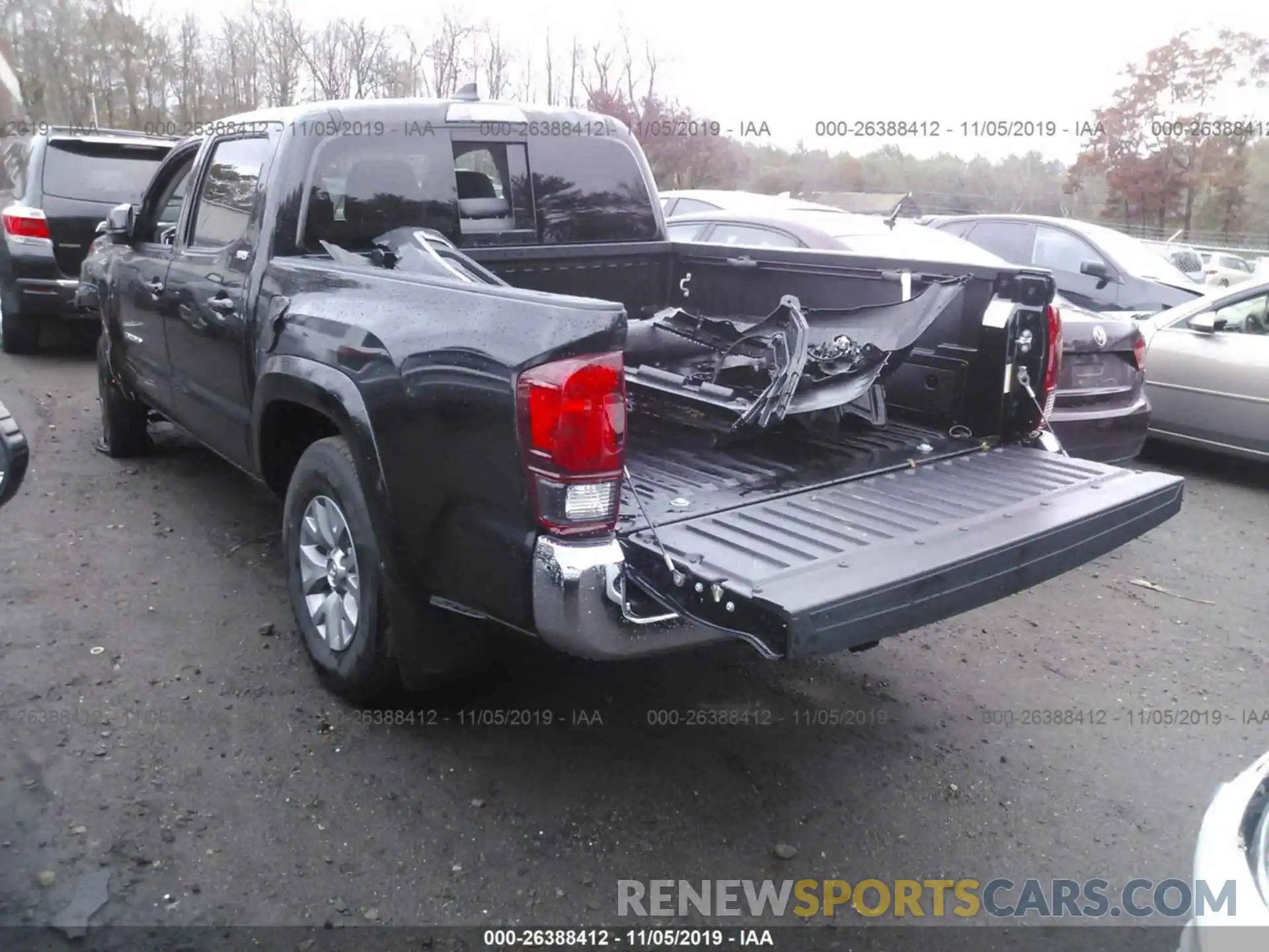 3 Photograph of a damaged car 3TMCZ5AN7KM286651 TOYOTA TACOMA 2019