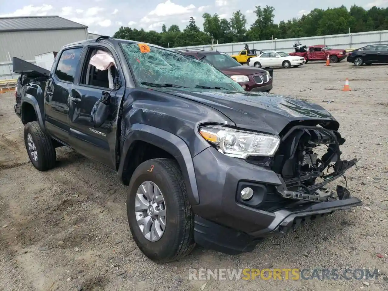 1 Photograph of a damaged car 3TMCZ5AN7KM286925 TOYOTA TACOMA 2019