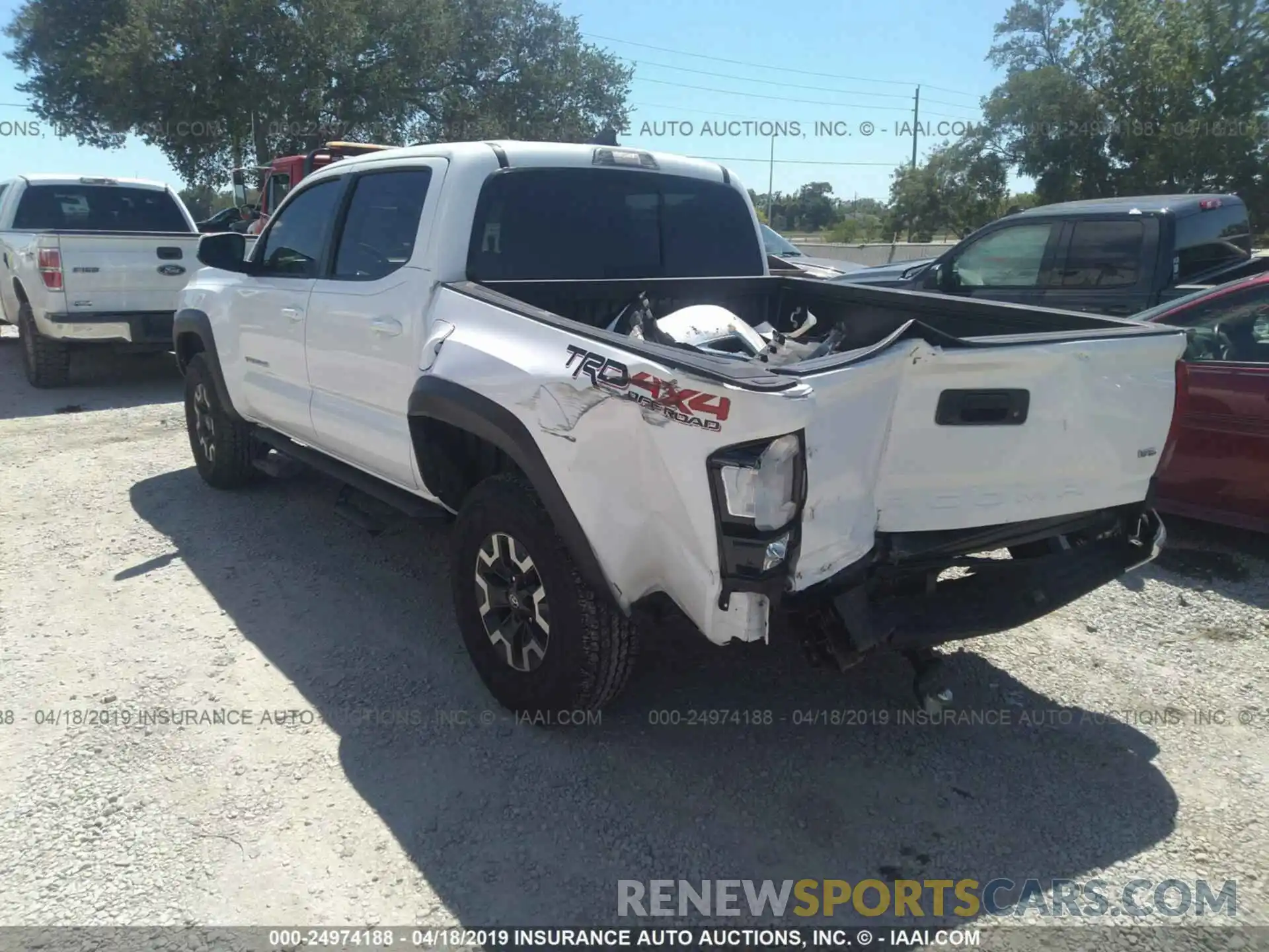 3 Photograph of a damaged car 3TMCZ5AN8KM189877 TOYOTA TACOMA 2019