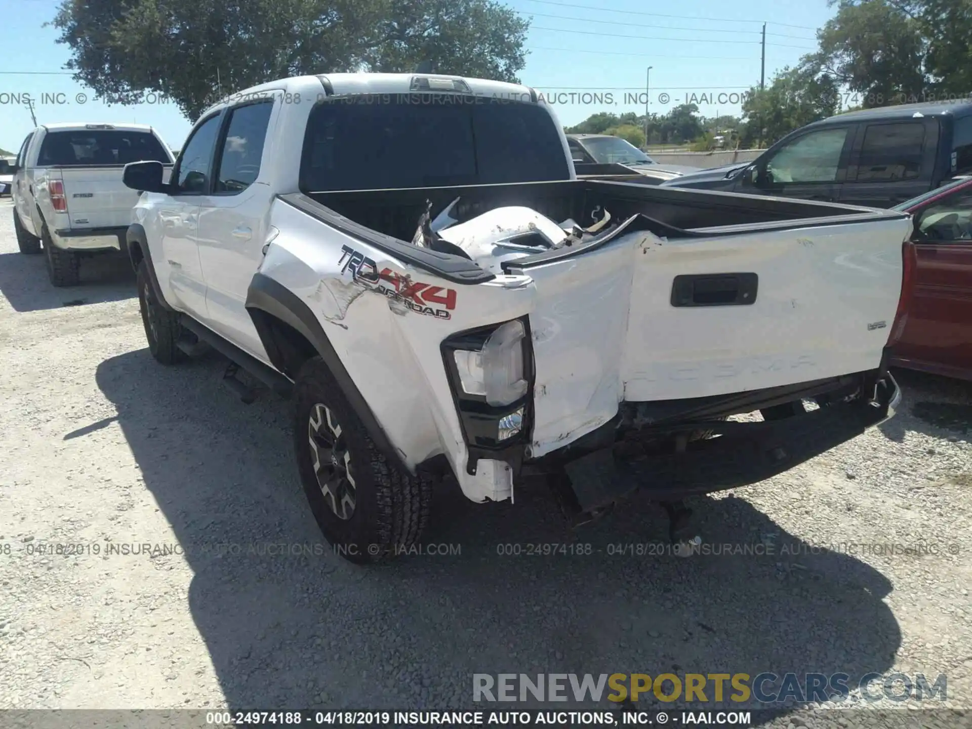 6 Photograph of a damaged car 3TMCZ5AN8KM189877 TOYOTA TACOMA 2019