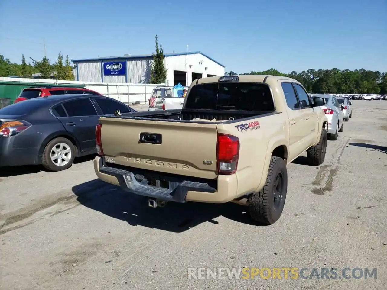 4 Photograph of a damaged car 3TMCZ5AN8KM190530 TOYOTA TACOMA 2019