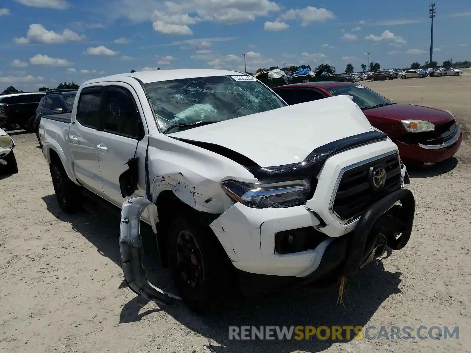 1 Photograph of a damaged car 3TMCZ5AN8KM196554 TOYOTA TACOMA 2019