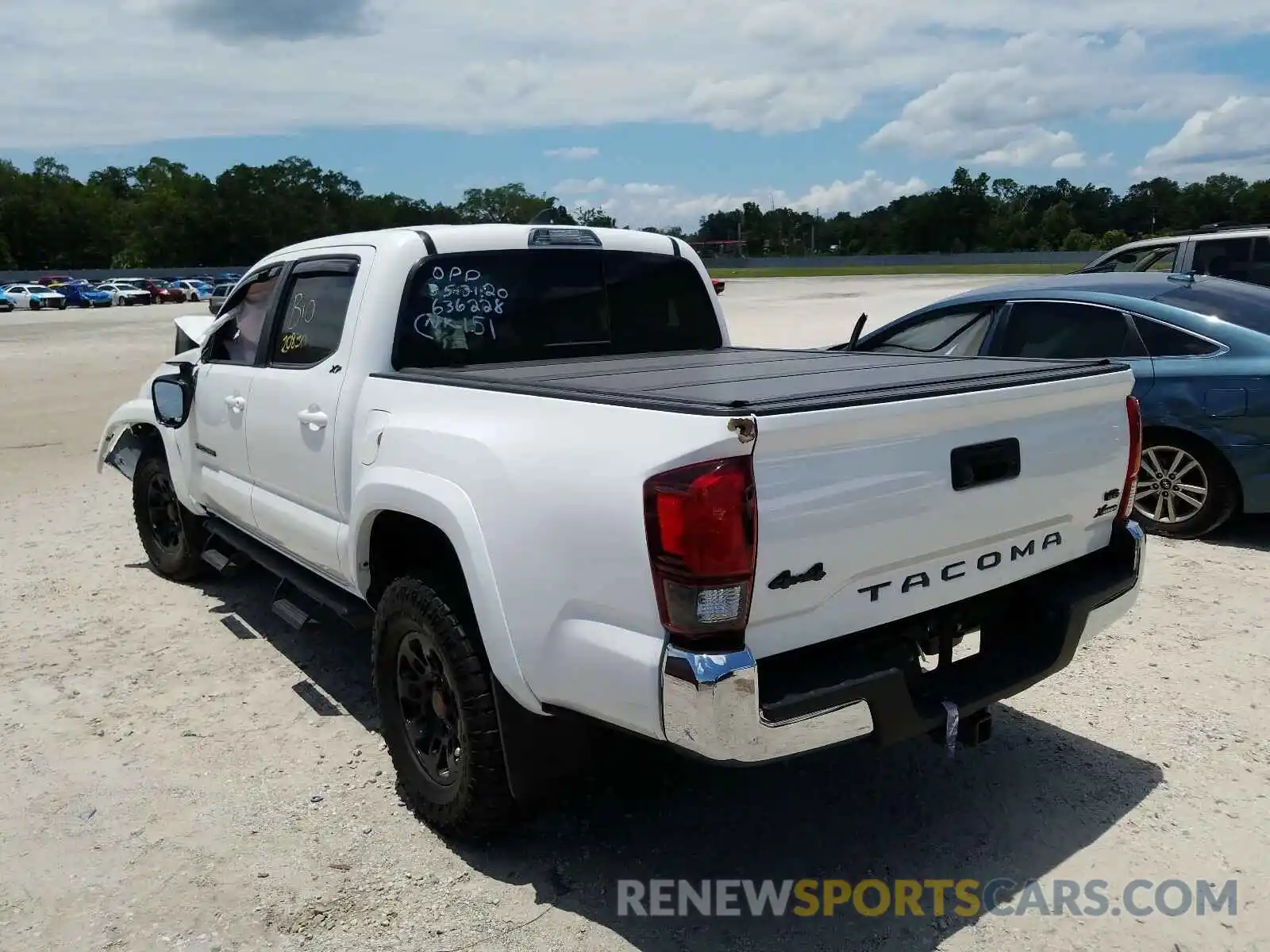 3 Photograph of a damaged car 3TMCZ5AN8KM196554 TOYOTA TACOMA 2019