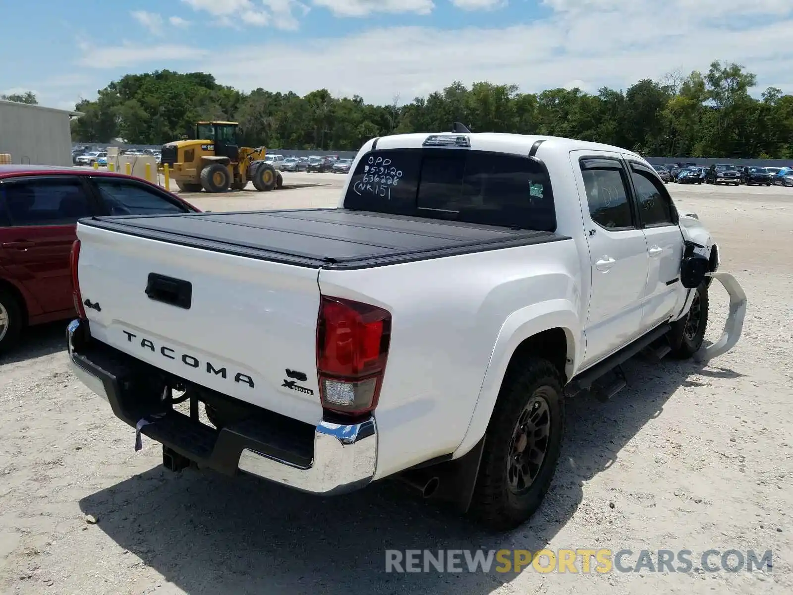 4 Photograph of a damaged car 3TMCZ5AN8KM196554 TOYOTA TACOMA 2019