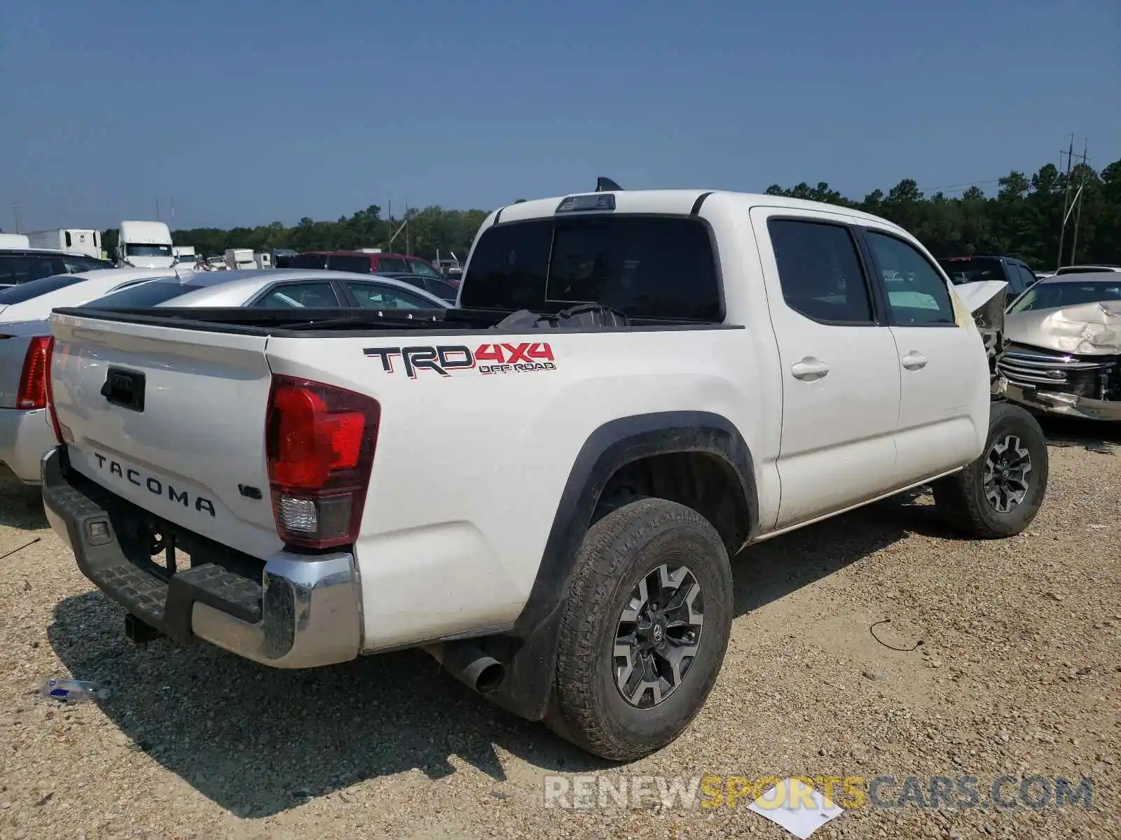 4 Photograph of a damaged car 3TMCZ5AN8KM197865 TOYOTA TACOMA 2019