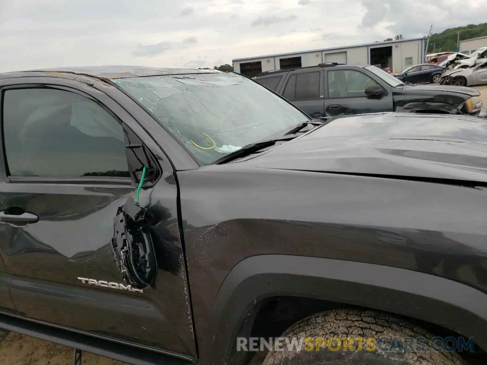 9 Photograph of a damaged car 3TMCZ5AN8KM198742 TOYOTA TACOMA 2019