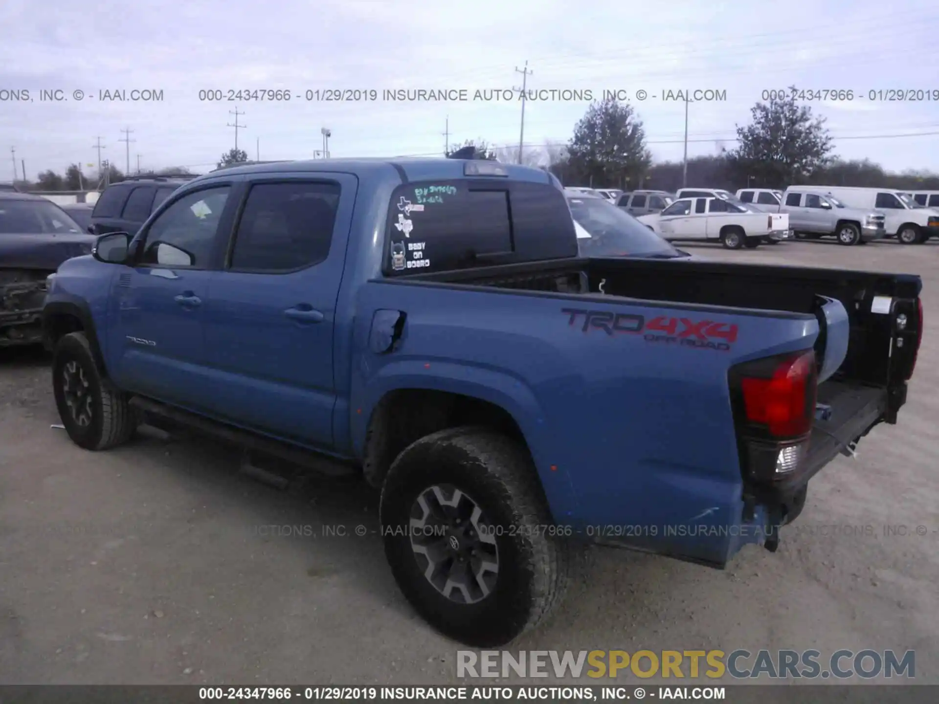 3 Photograph of a damaged car 3TMCZ5AN8KM202384 TOYOTA TACOMA 2019