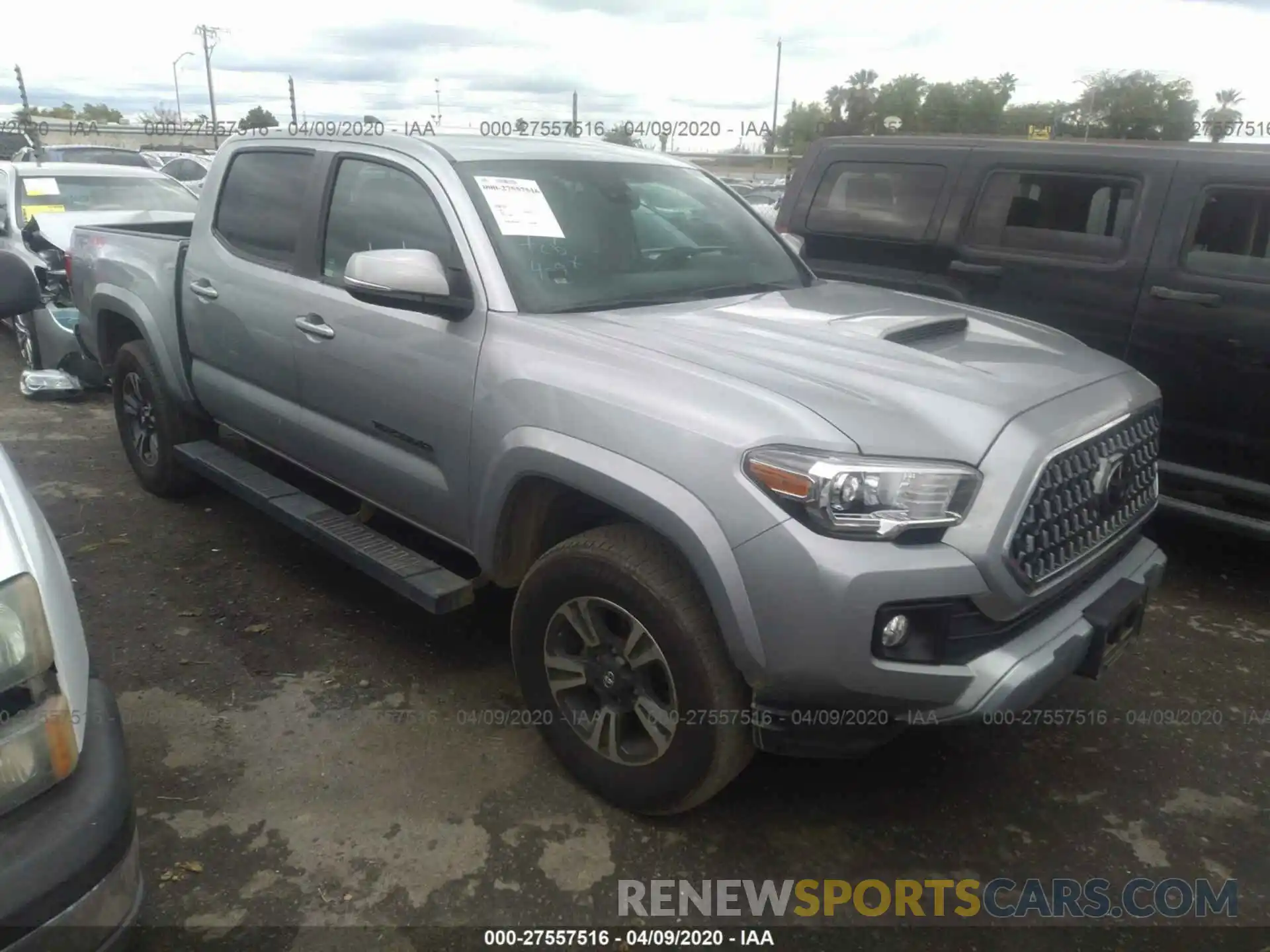 1 Photograph of a damaged car 3TMCZ5AN8KM202563 TOYOTA TACOMA 2019