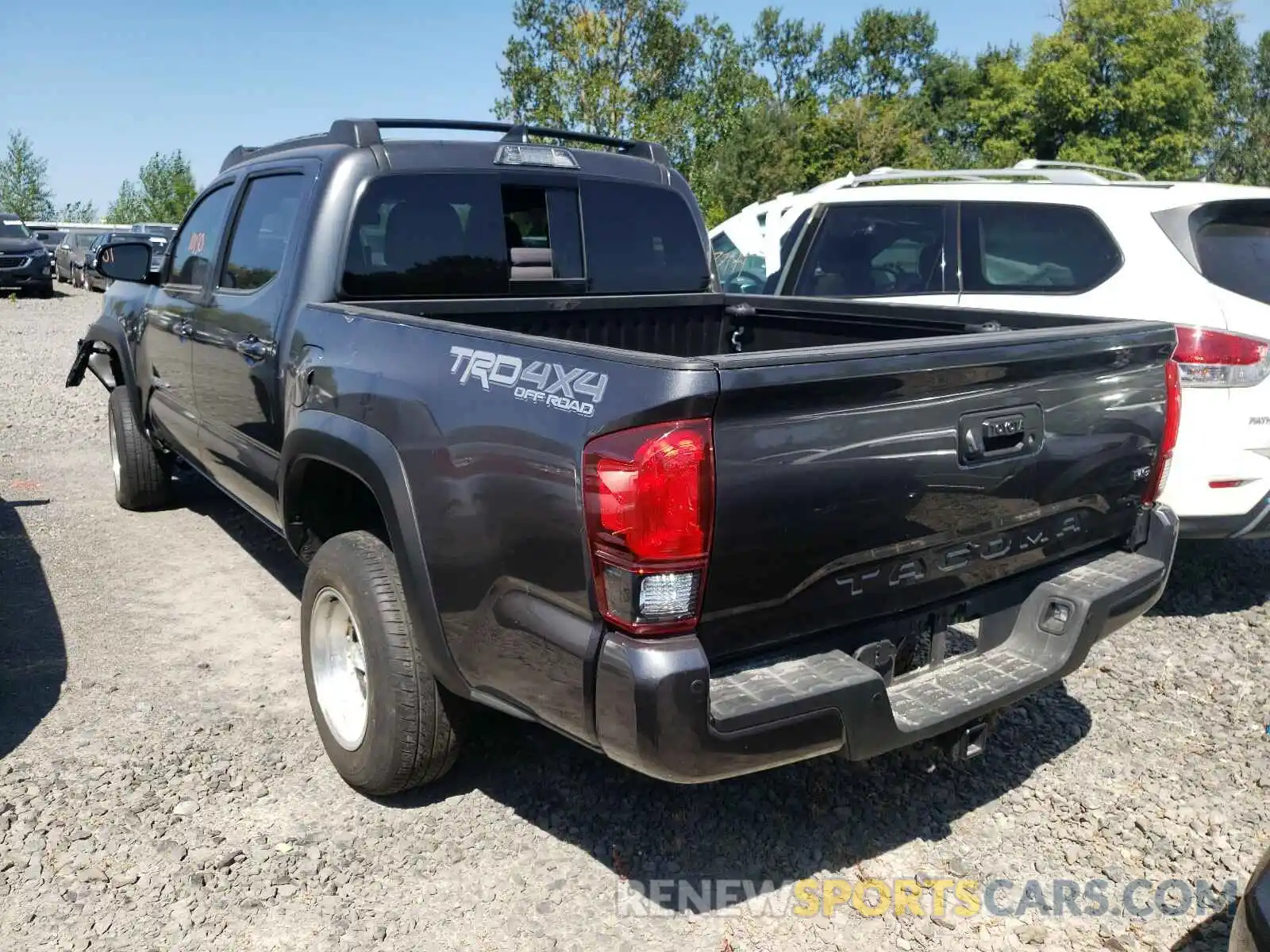 3 Photograph of a damaged car 3TMCZ5AN8KM207049 TOYOTA TACOMA 2019