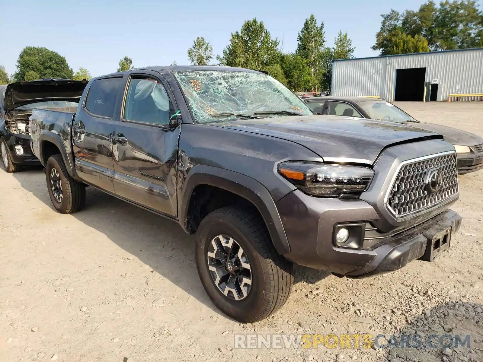 1 Photograph of a damaged car 3TMCZ5AN8KM210811 TOYOTA TACOMA 2019