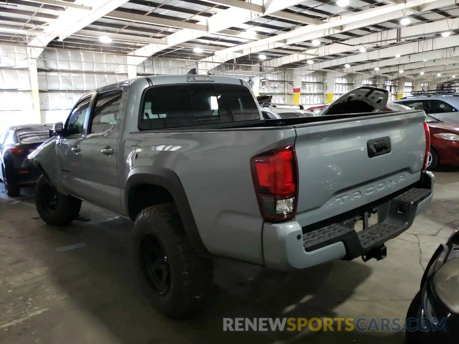 3 Photograph of a damaged car 3TMCZ5AN8KM212168 TOYOTA TACOMA 2019