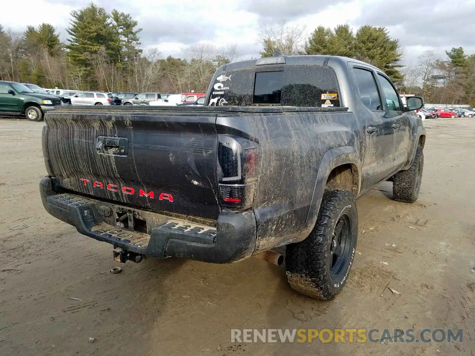 4 Photograph of a damaged car 3TMCZ5AN8KM213031 TOYOTA TACOMA 2019