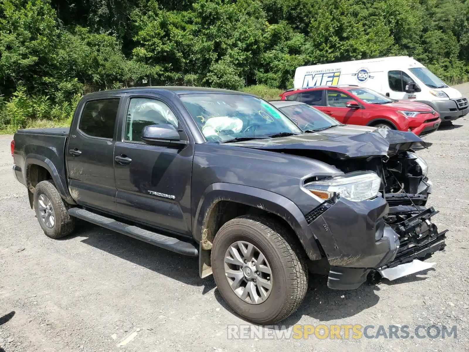 1 Photograph of a damaged car 3TMCZ5AN8KM214213 TOYOTA TACOMA 2019