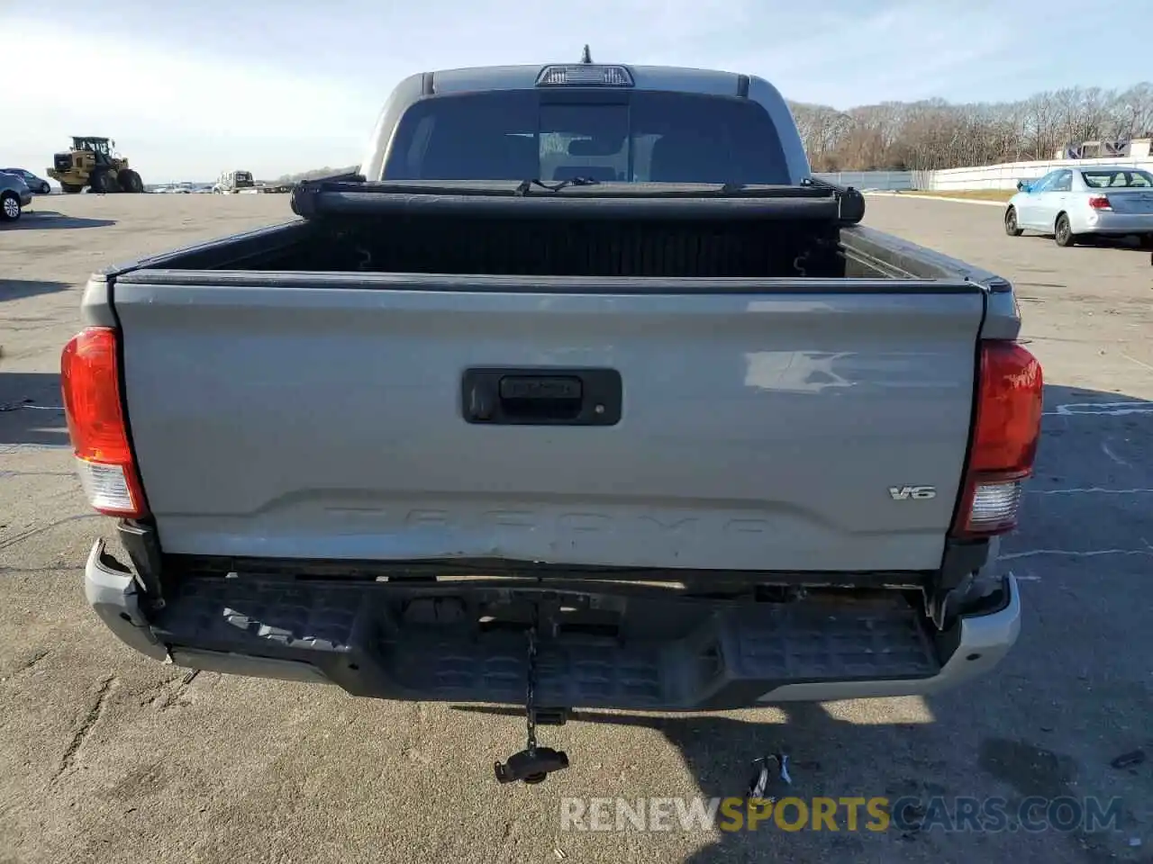 6 Photograph of a damaged car 3TMCZ5AN8KM214230 TOYOTA TACOMA 2019