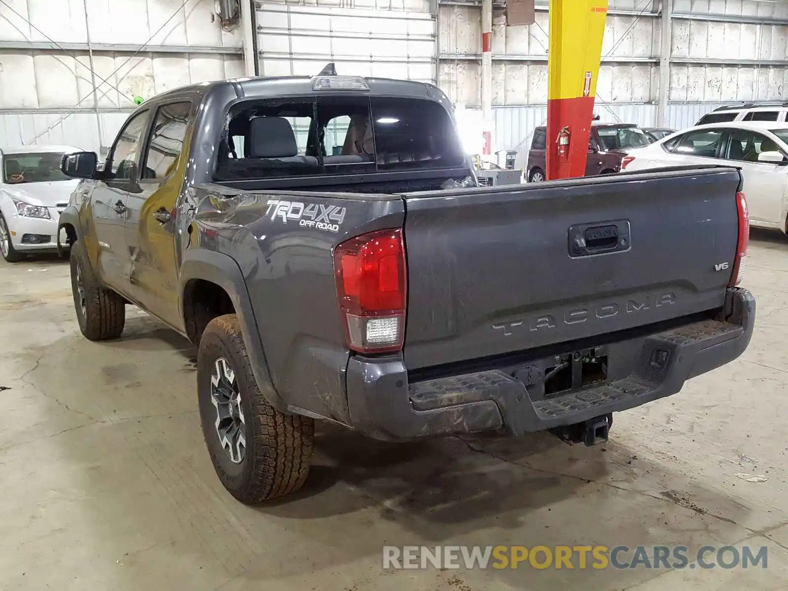 3 Photograph of a damaged car 3TMCZ5AN8KM214454 TOYOTA TACOMA 2019