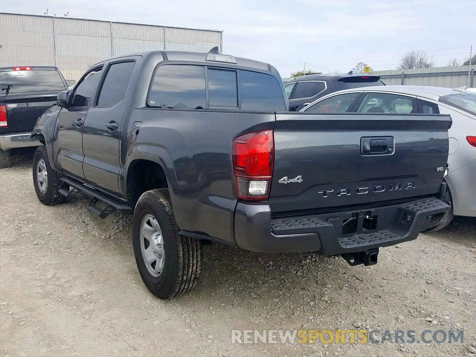 3 Photograph of a damaged car 3TMCZ5AN8KM215488 TOYOTA TACOMA 2019