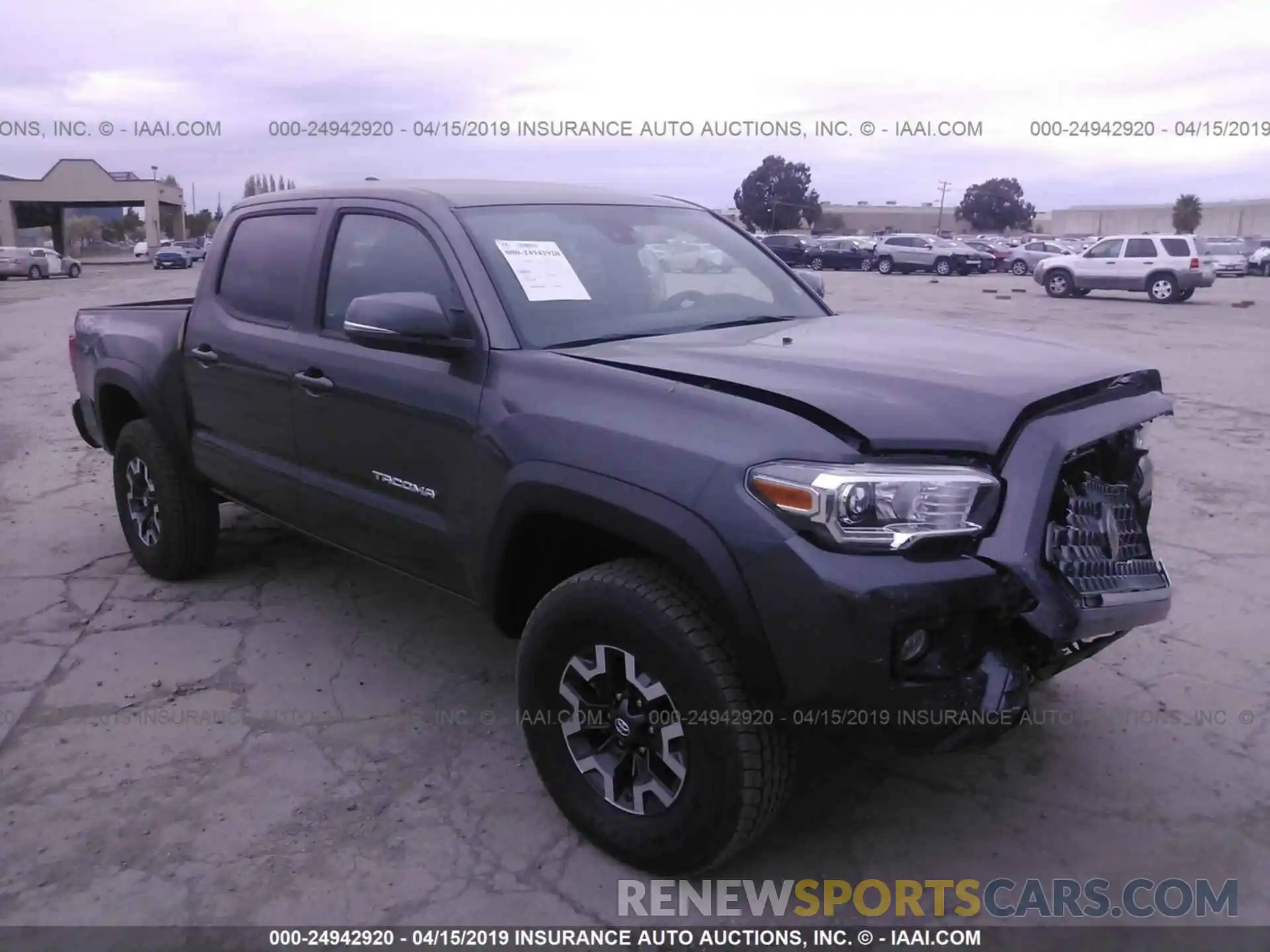 1 Photograph of a damaged car 3TMCZ5AN8KM221632 TOYOTA TACOMA 2019