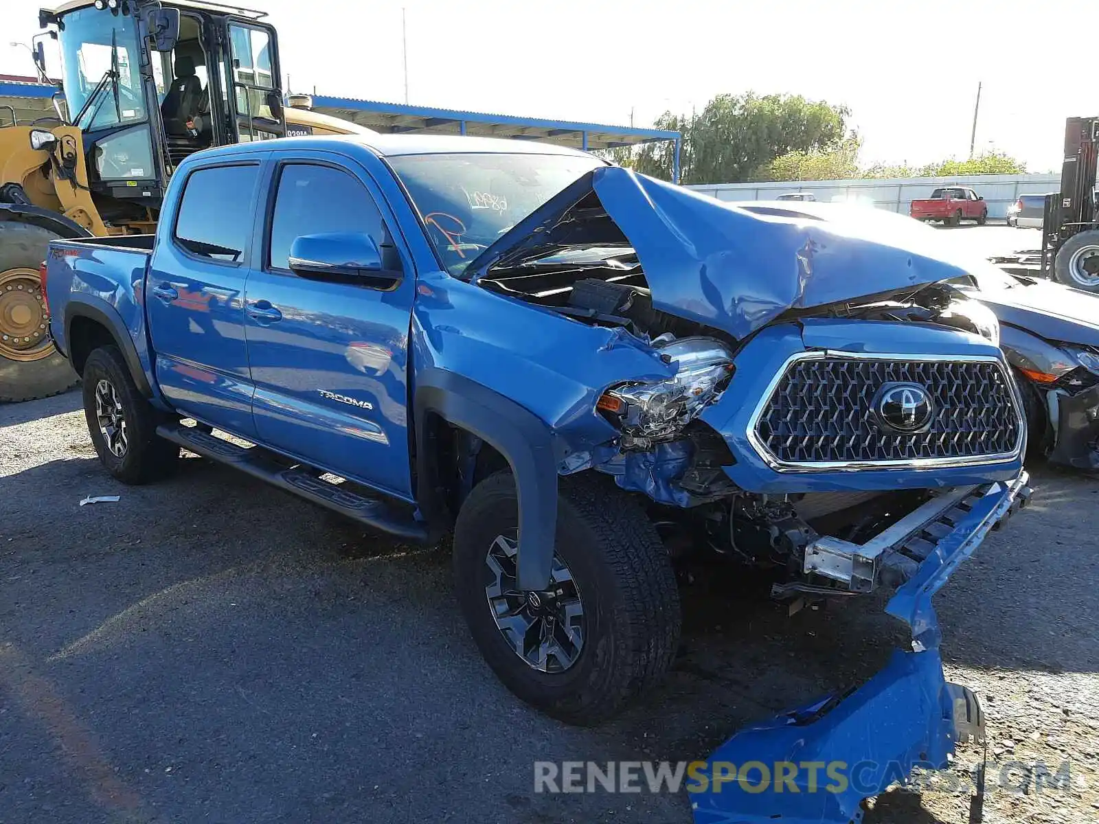 1 Photograph of a damaged car 3TMCZ5AN8KM222845 TOYOTA TACOMA 2019