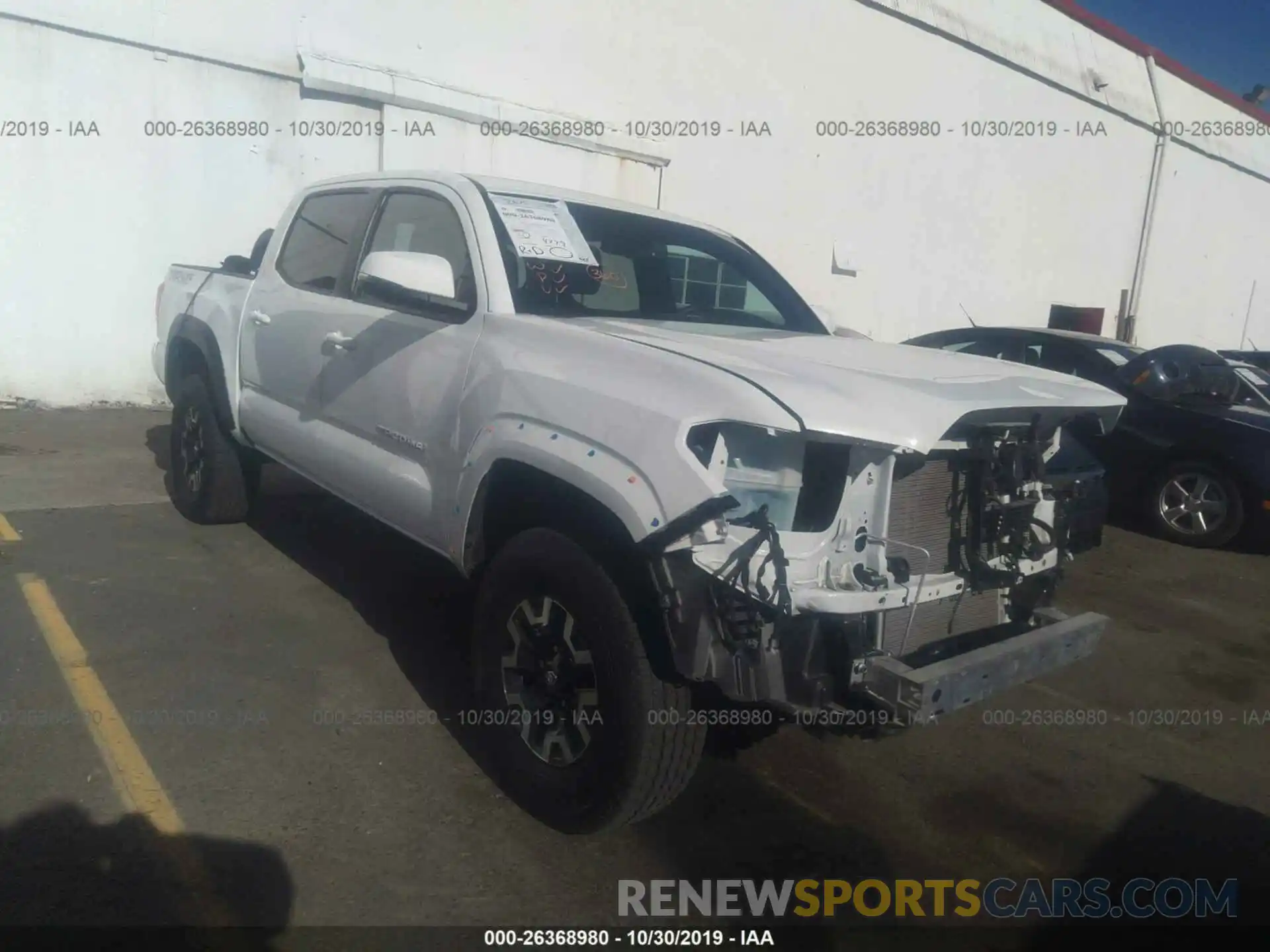 1 Photograph of a damaged car 3TMCZ5AN8KM227351 TOYOTA TACOMA 2019