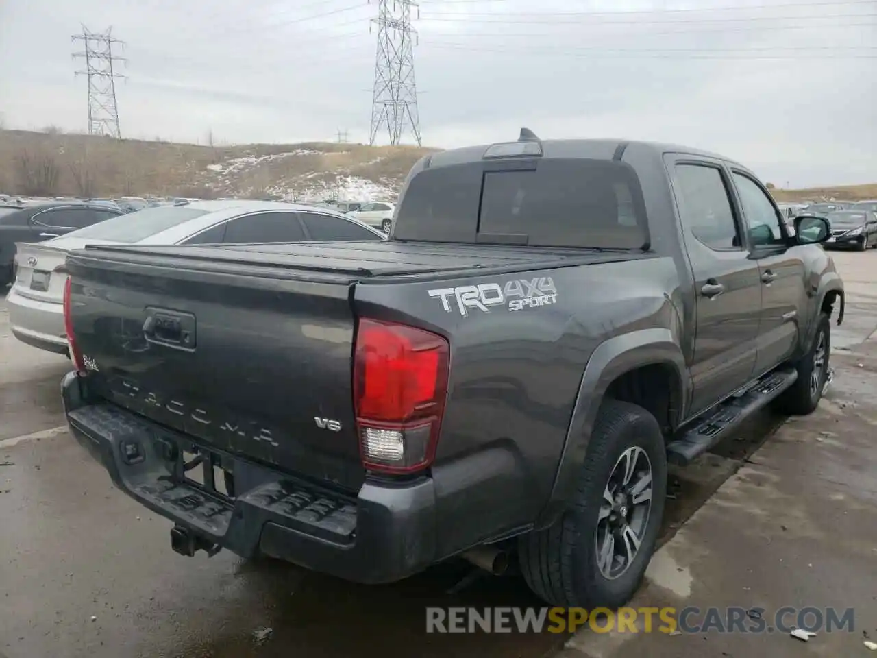 4 Photograph of a damaged car 3TMCZ5AN8KM229438 TOYOTA TACOMA 2019