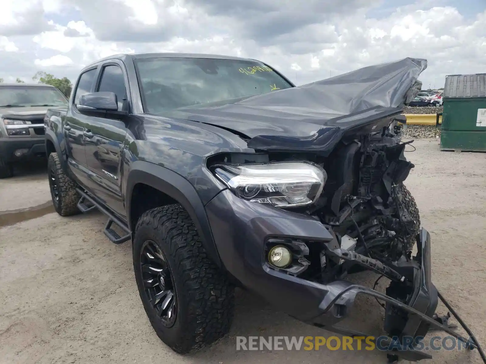 1 Photograph of a damaged car 3TMCZ5AN8KM231058 TOYOTA TACOMA 2019