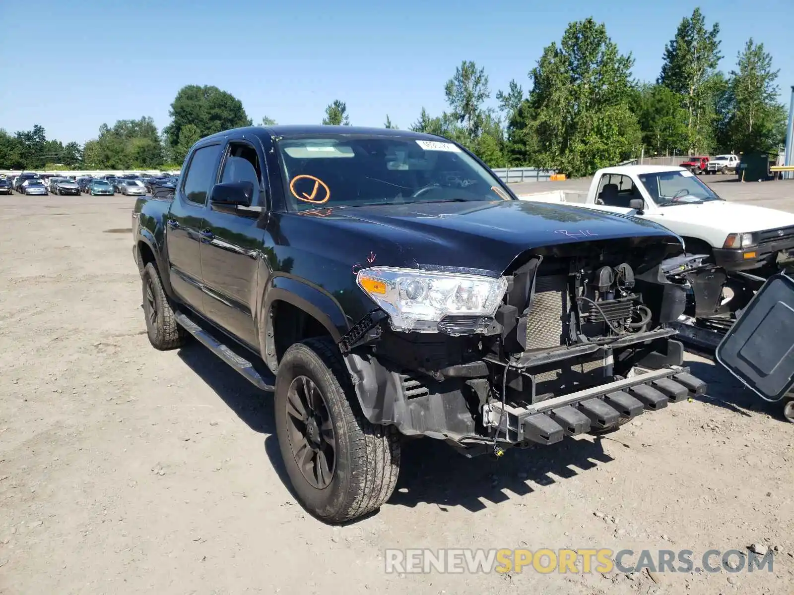 1 Photograph of a damaged car 3TMCZ5AN8KM236647 TOYOTA TACOMA 2019