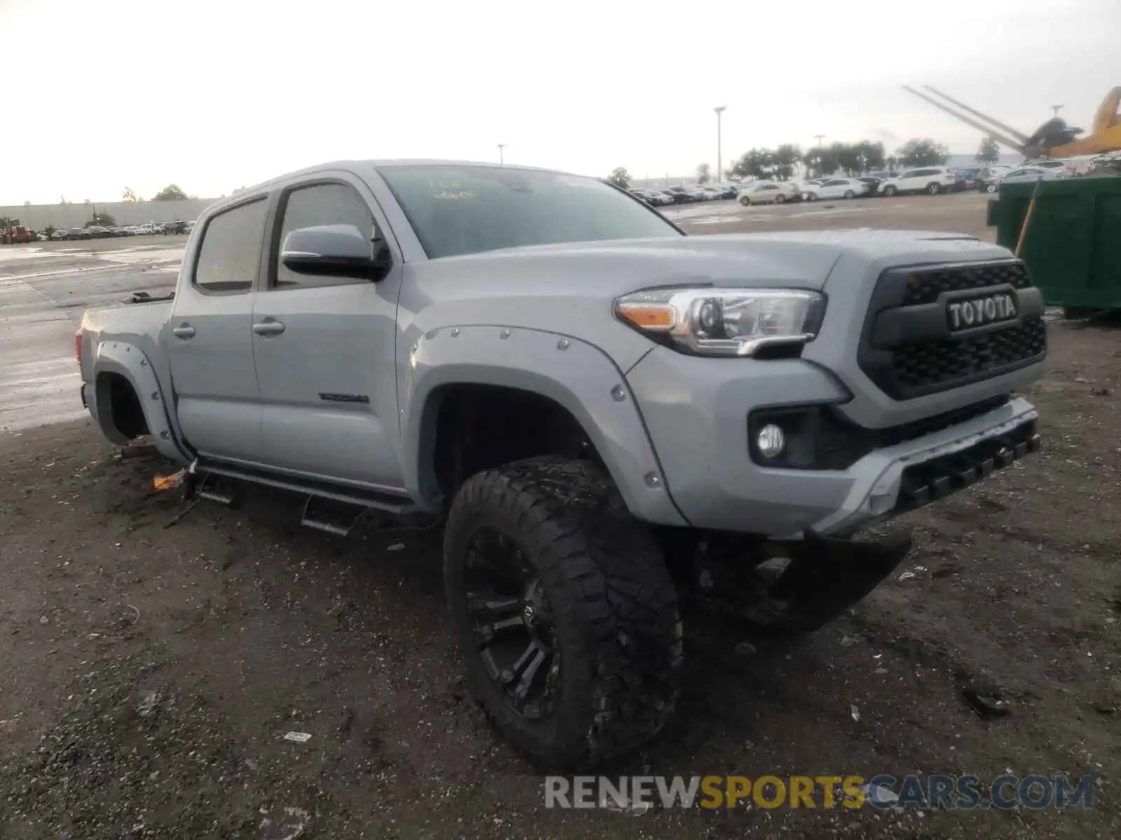 1 Photograph of a damaged car 3TMCZ5AN8KM241220 TOYOTA TACOMA 2019